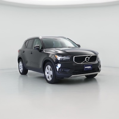 2022 Volvo XC40 T5 Momentum