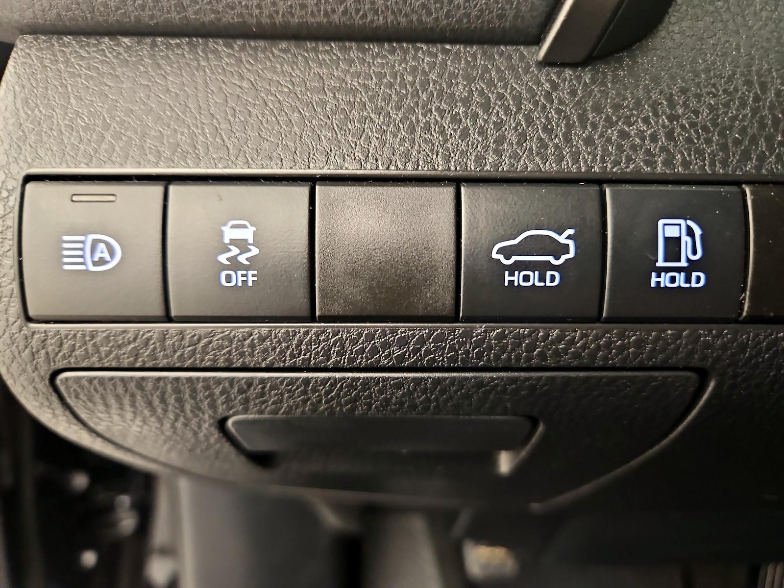 2021 Toyota Camry SE Nightshade - Photo 14