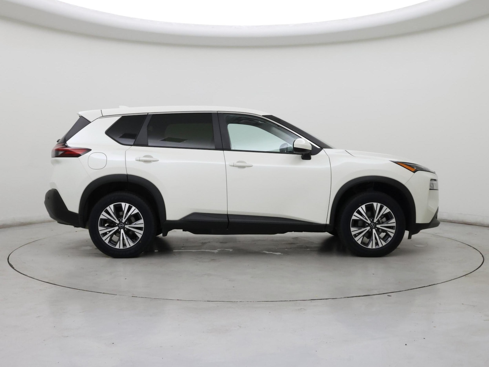 2023 Nissan Rogue SV - Photo 8