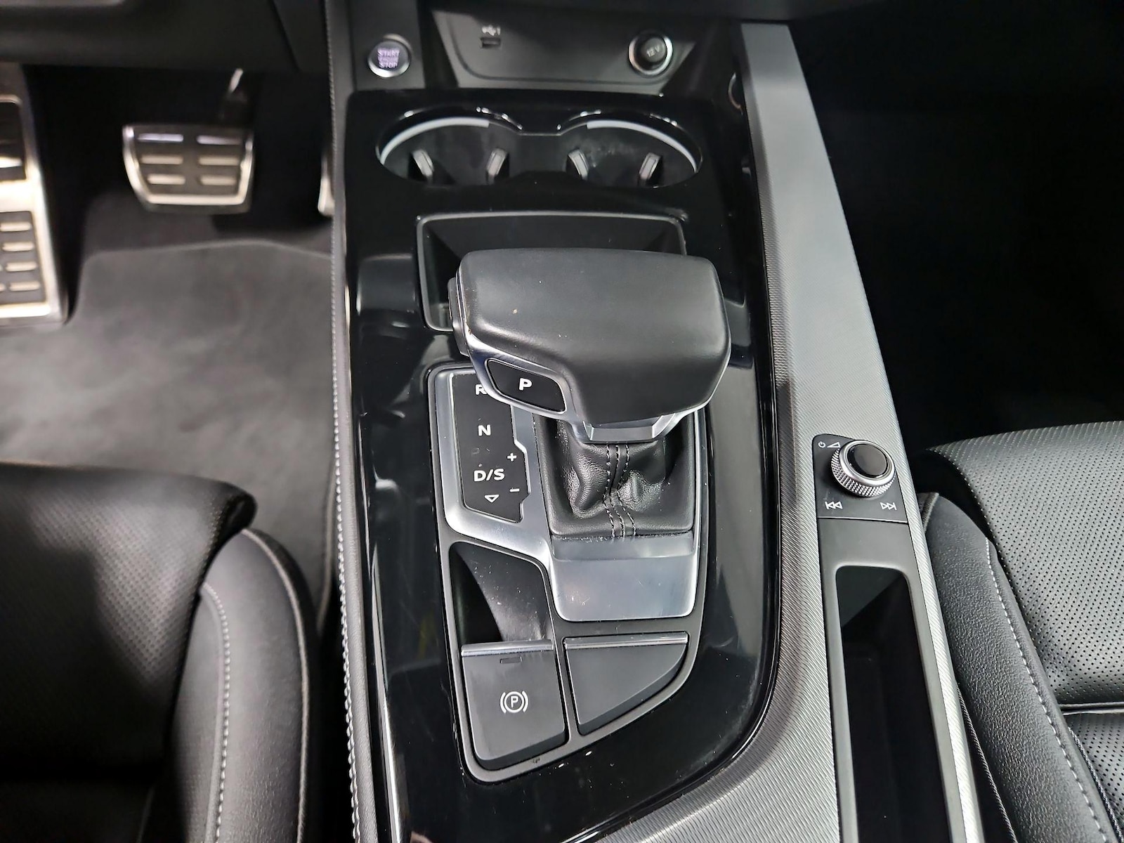 2023 Audi A4 Premium Plus - Photo 19