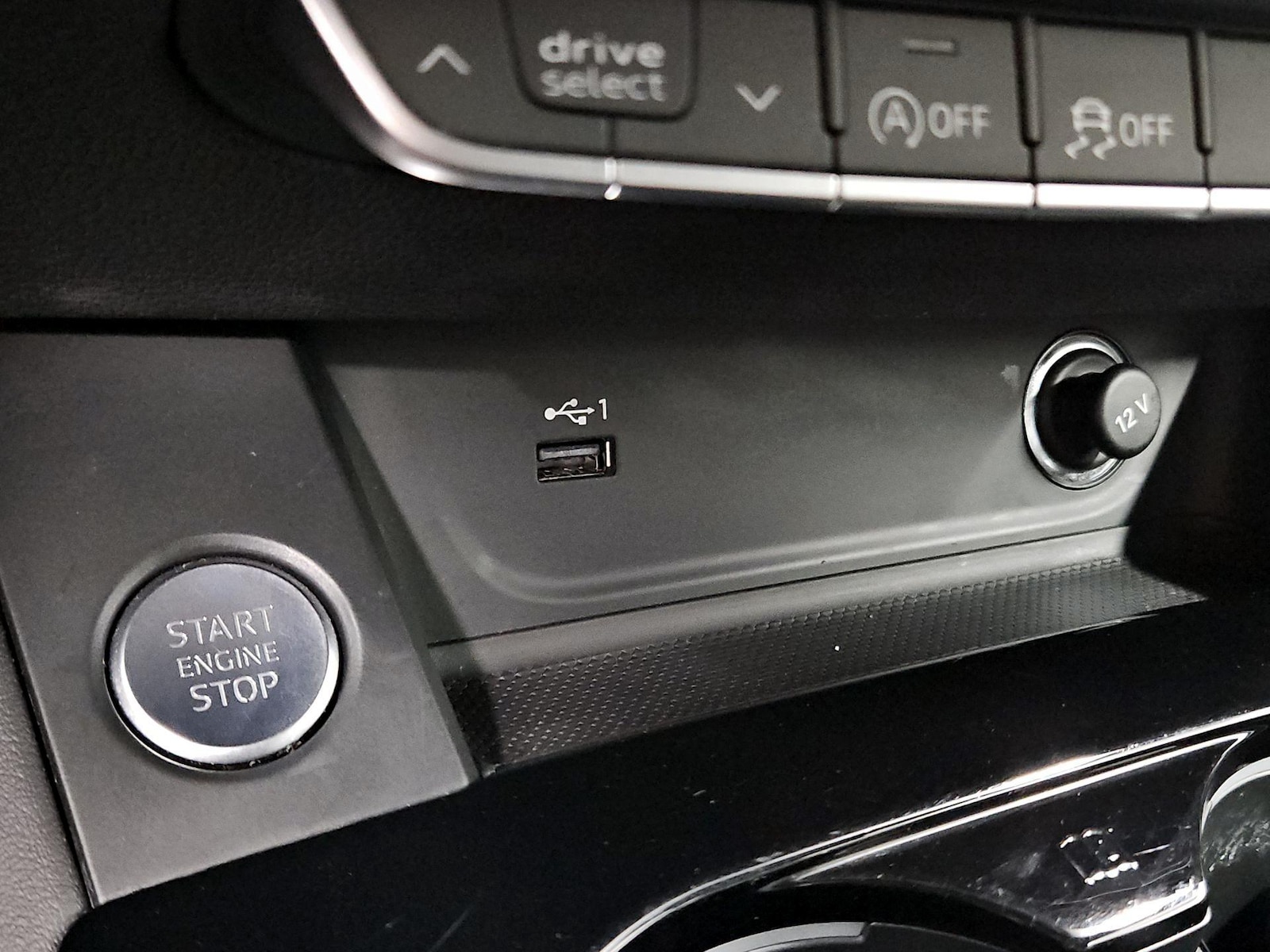 2023 Audi A4 Premium Plus - Photo 20