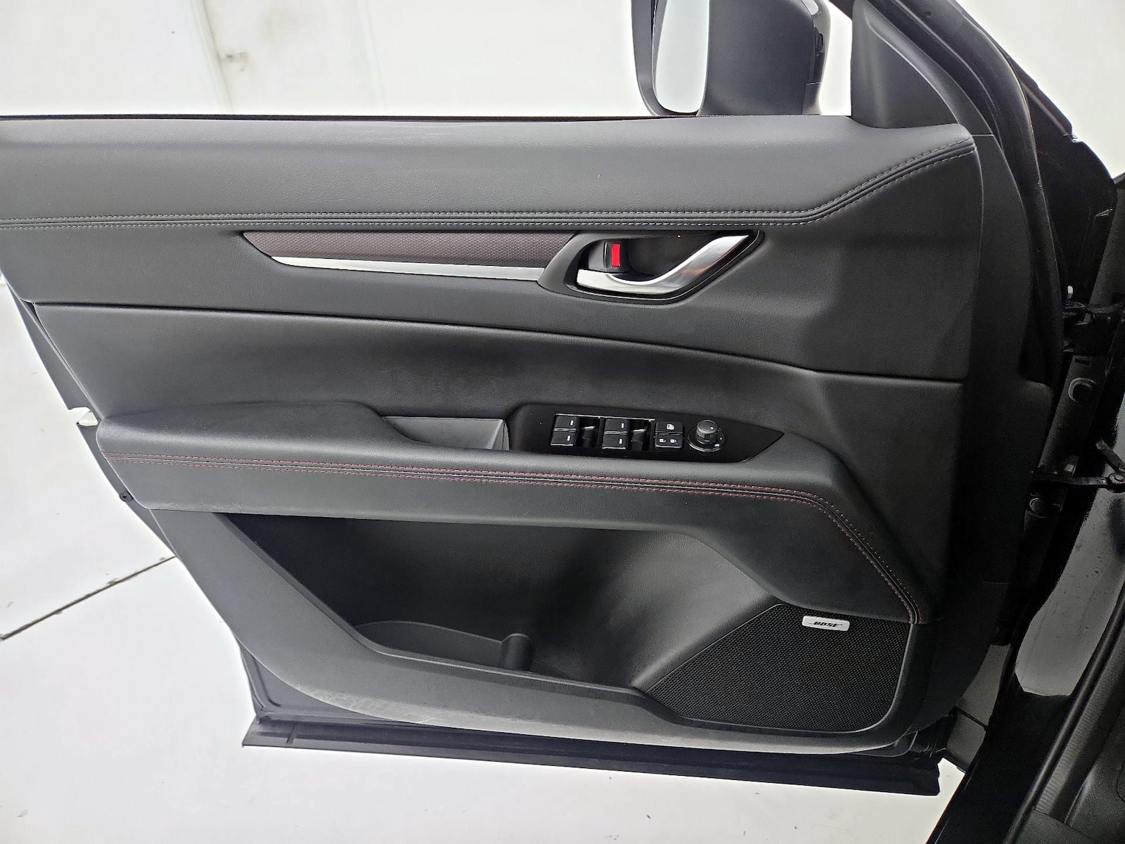 2025 Mazda CX-5 S Preferred package - Photo 13
