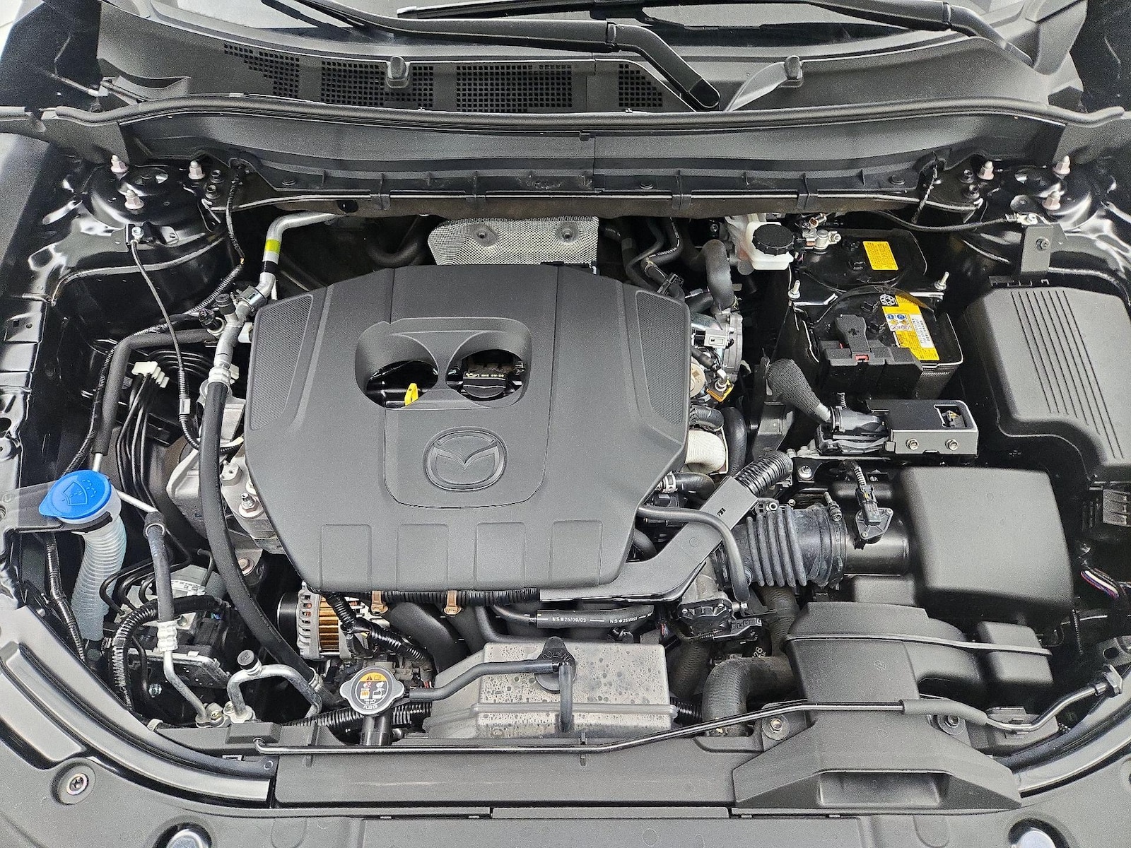 2025 Mazda CX-5 S Preferred package - Photo 23