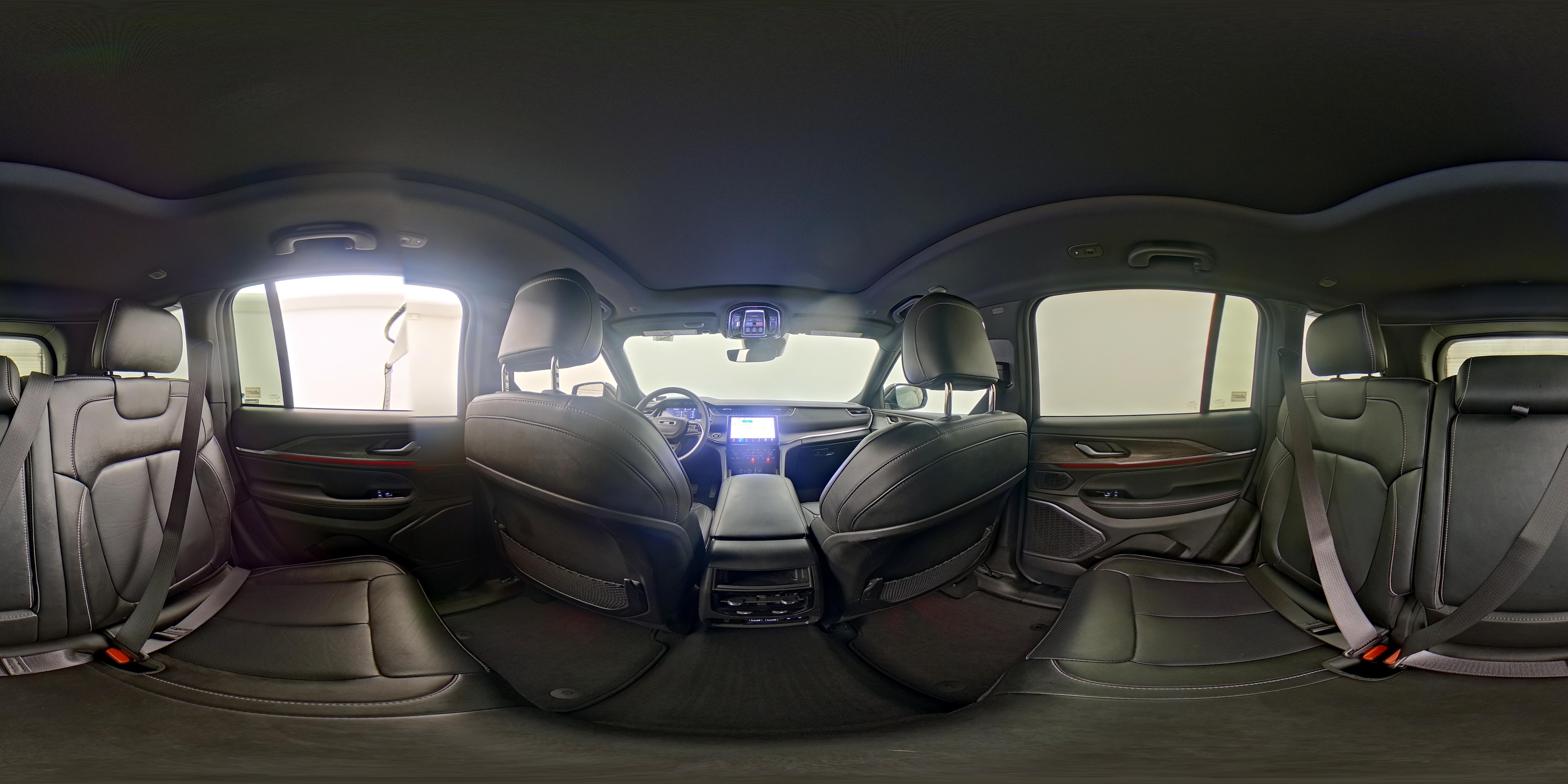 2023 Jeep Grand Cherokee Overland - Photo 27