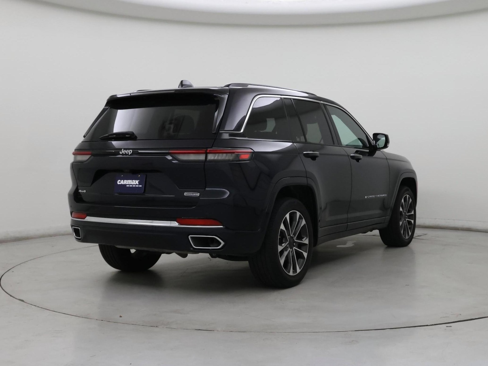 2023 Jeep Grand Cherokee Overland - Photo 9
