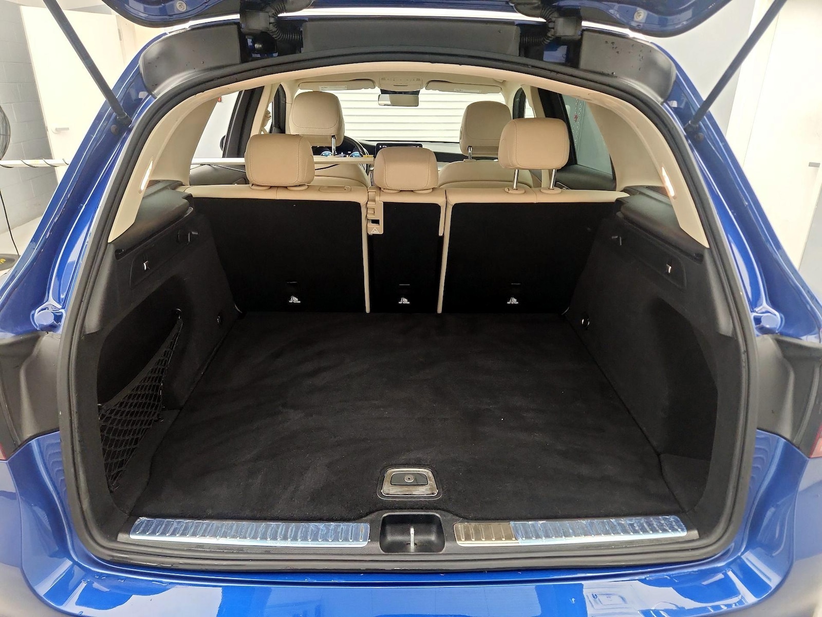 2022 Mercedes-Benz GLC GLC300 - Photo 20