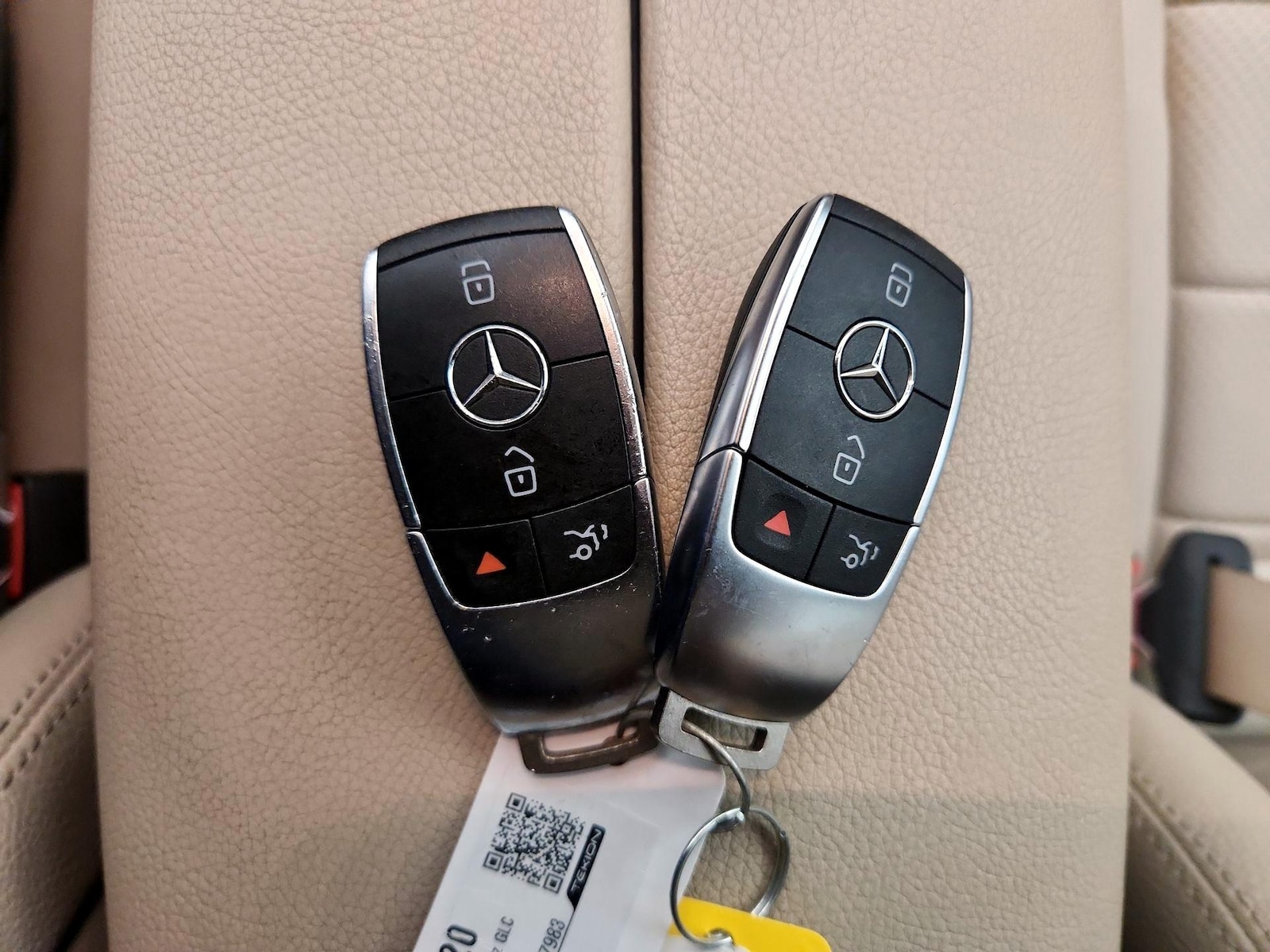 2022 Mercedes-Benz GLC GLC300 - Photo 22