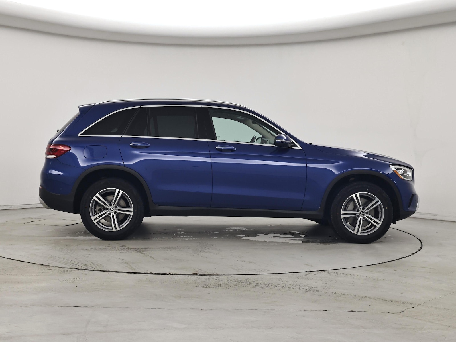 2022 Mercedes-Benz GLC GLC300 - Photo 8