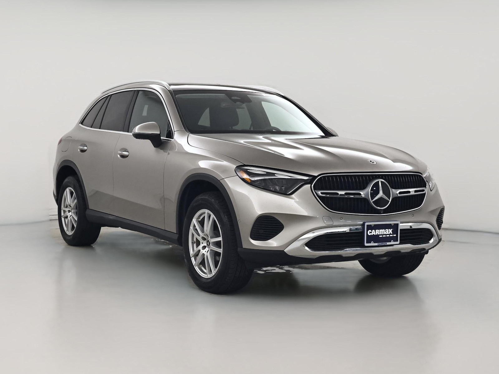 2023 Mercedes-Benz GLC