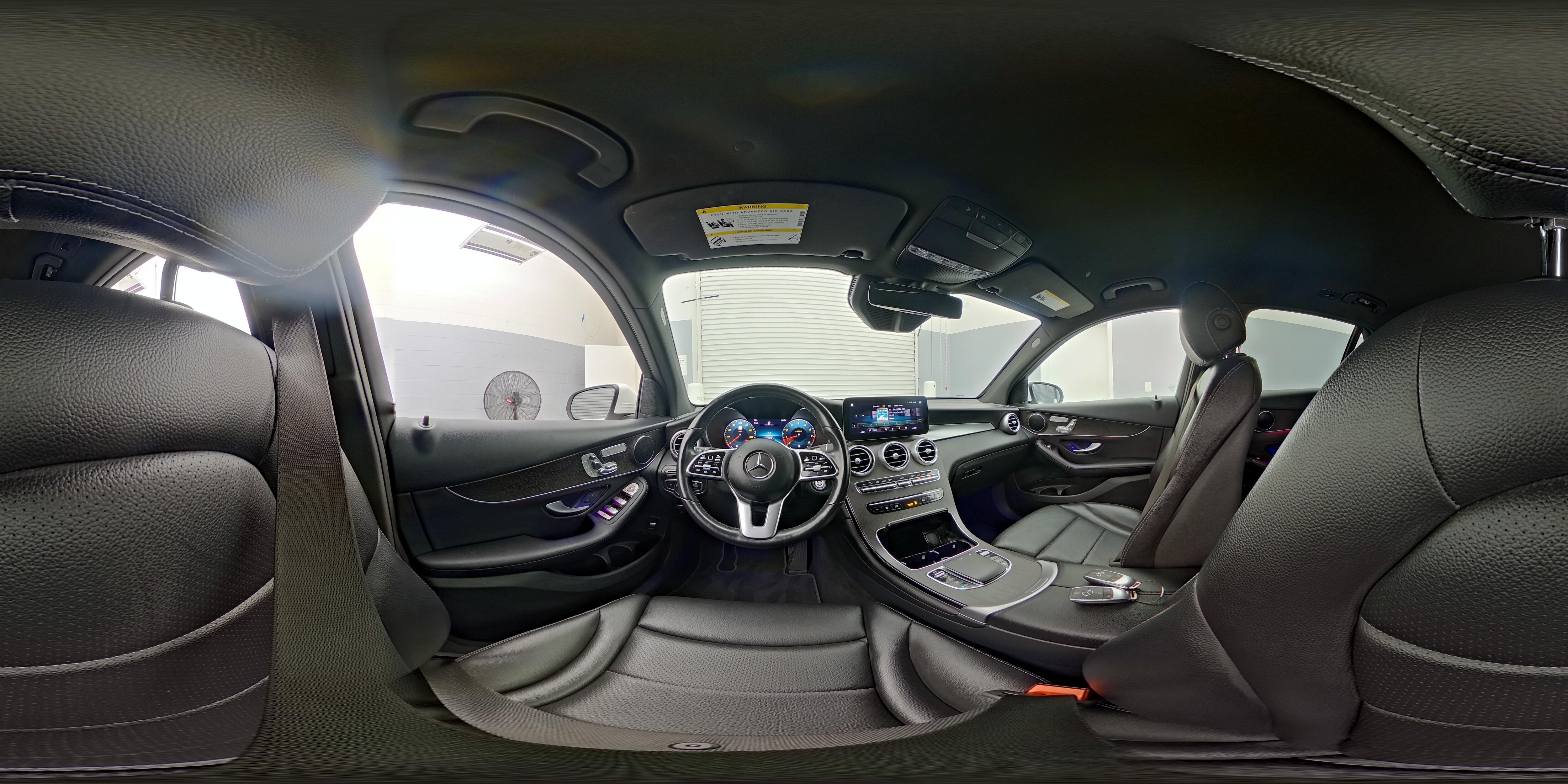 2022 Mercedes-Benz GLC GLC300 - Photo 26