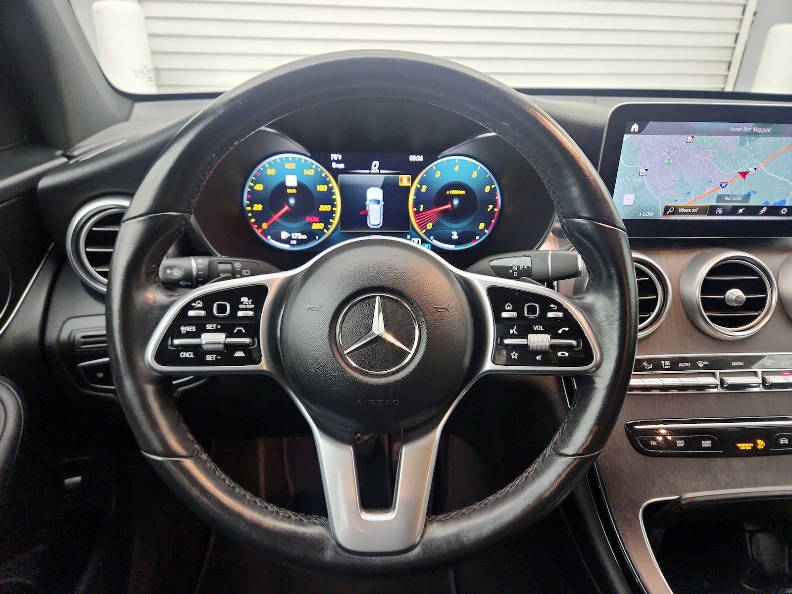 2022 Mercedes-Benz GLC GLC300 - Photo 11