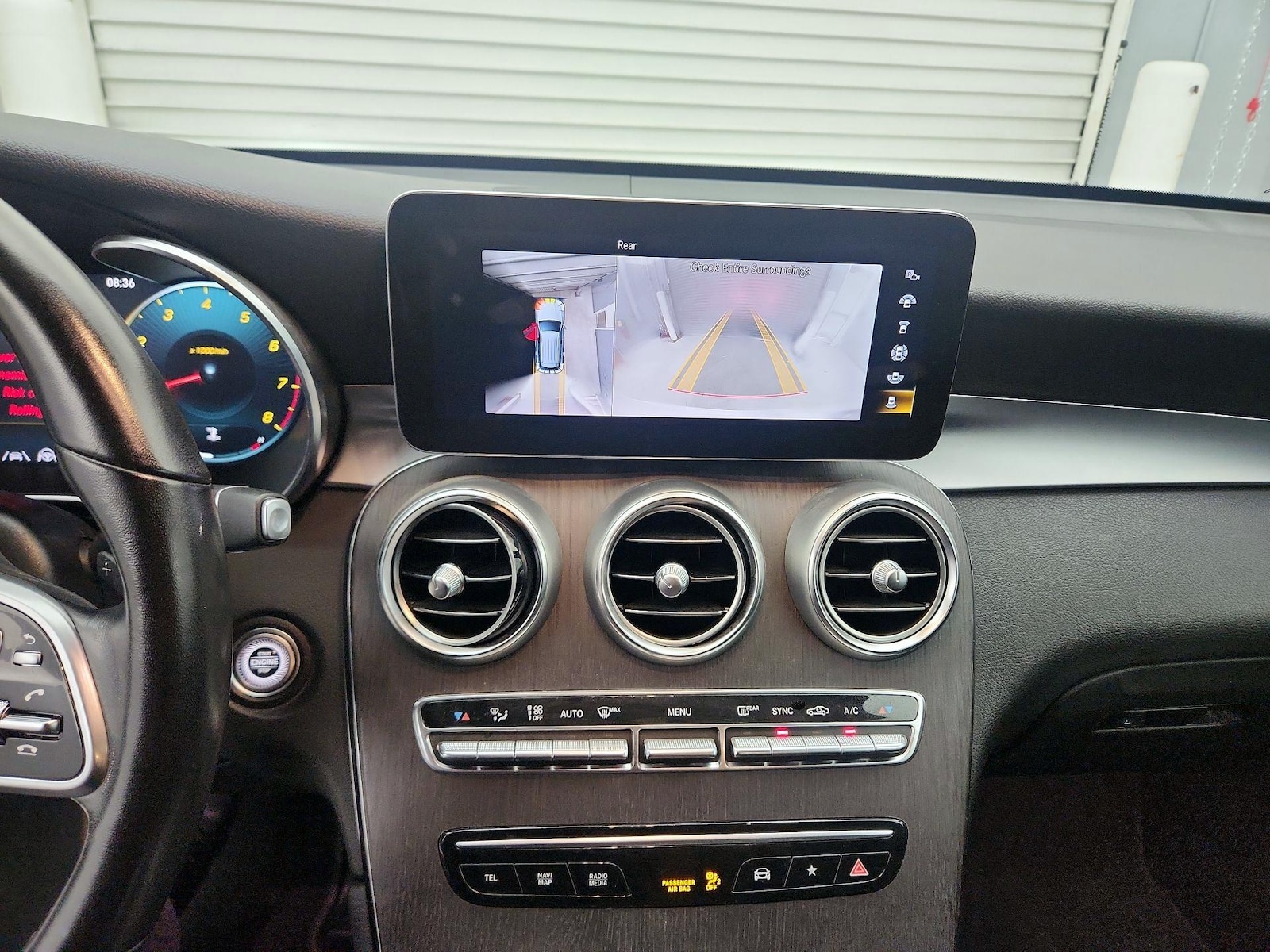 2022 Mercedes-Benz GLC GLC300 - Photo 16