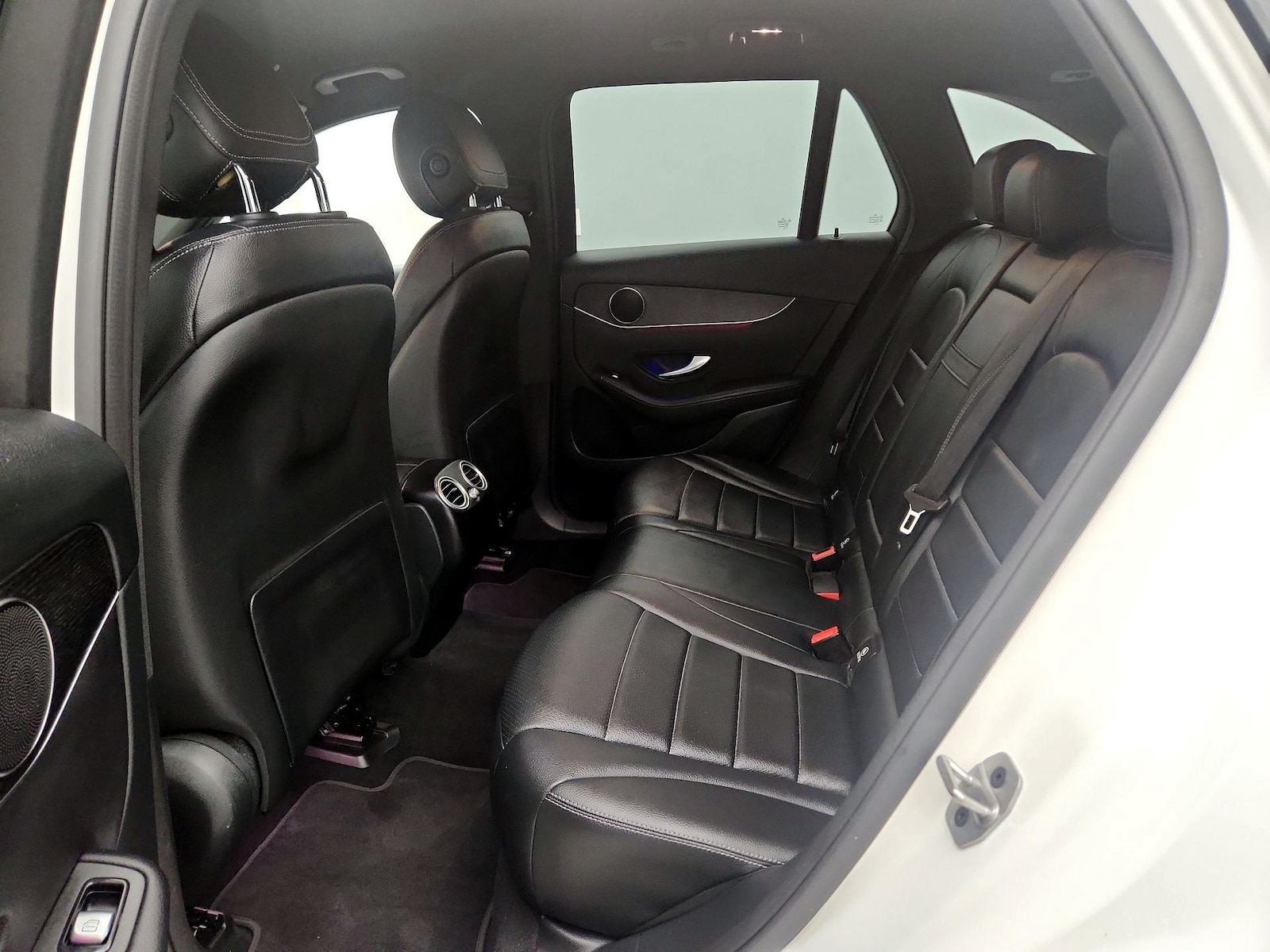 2022 Mercedes-Benz GLC GLC300 - Photo 20
