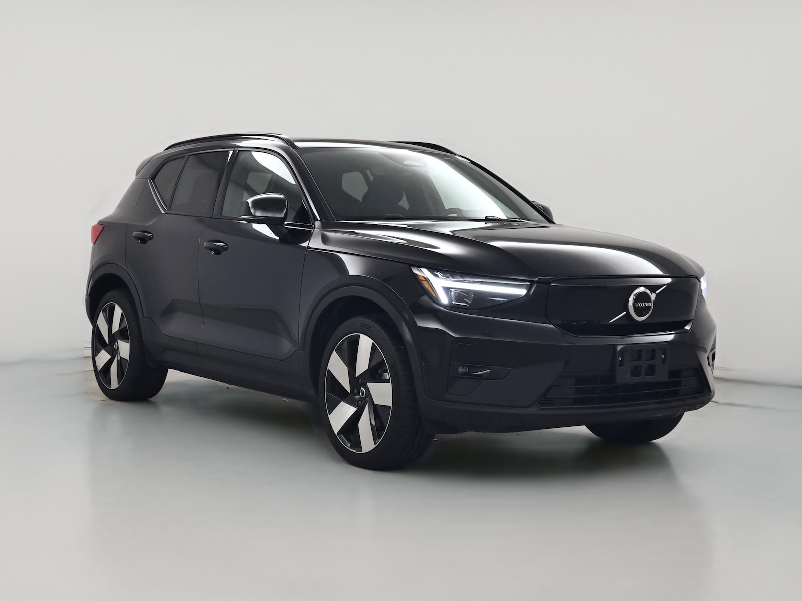 2023 Volvo XC40