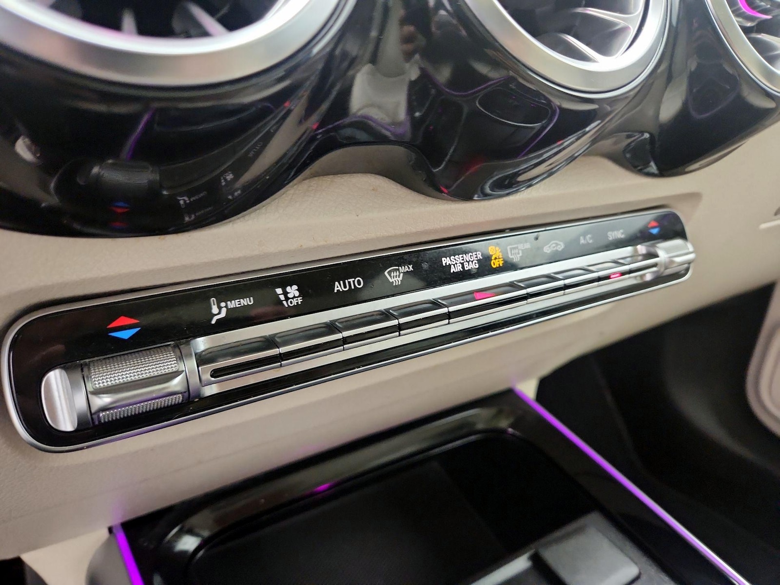 2023 Mercedes-Benz GLB Base - Photo 17