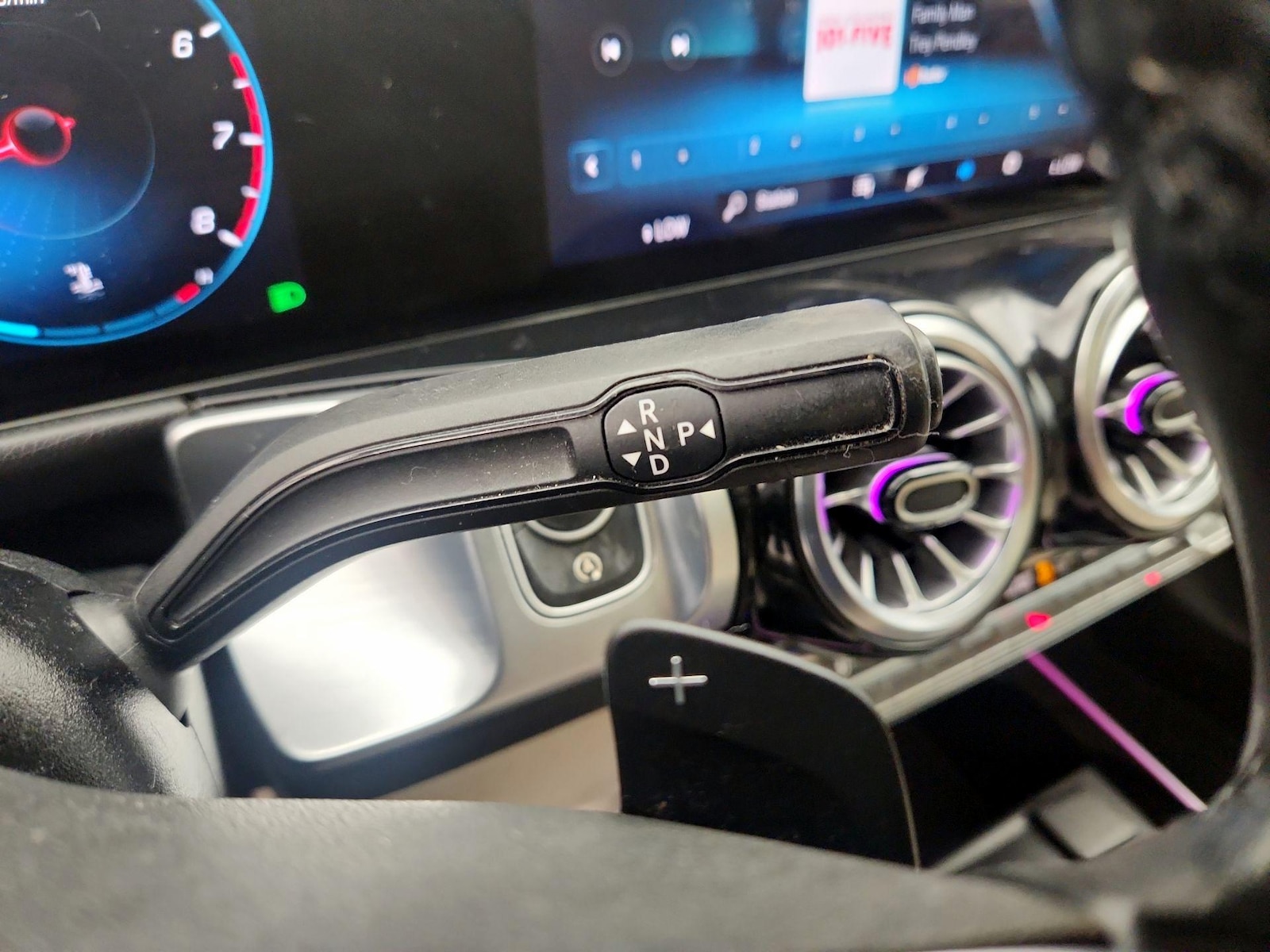 2023 Mercedes-Benz GLB Base - Photo 18