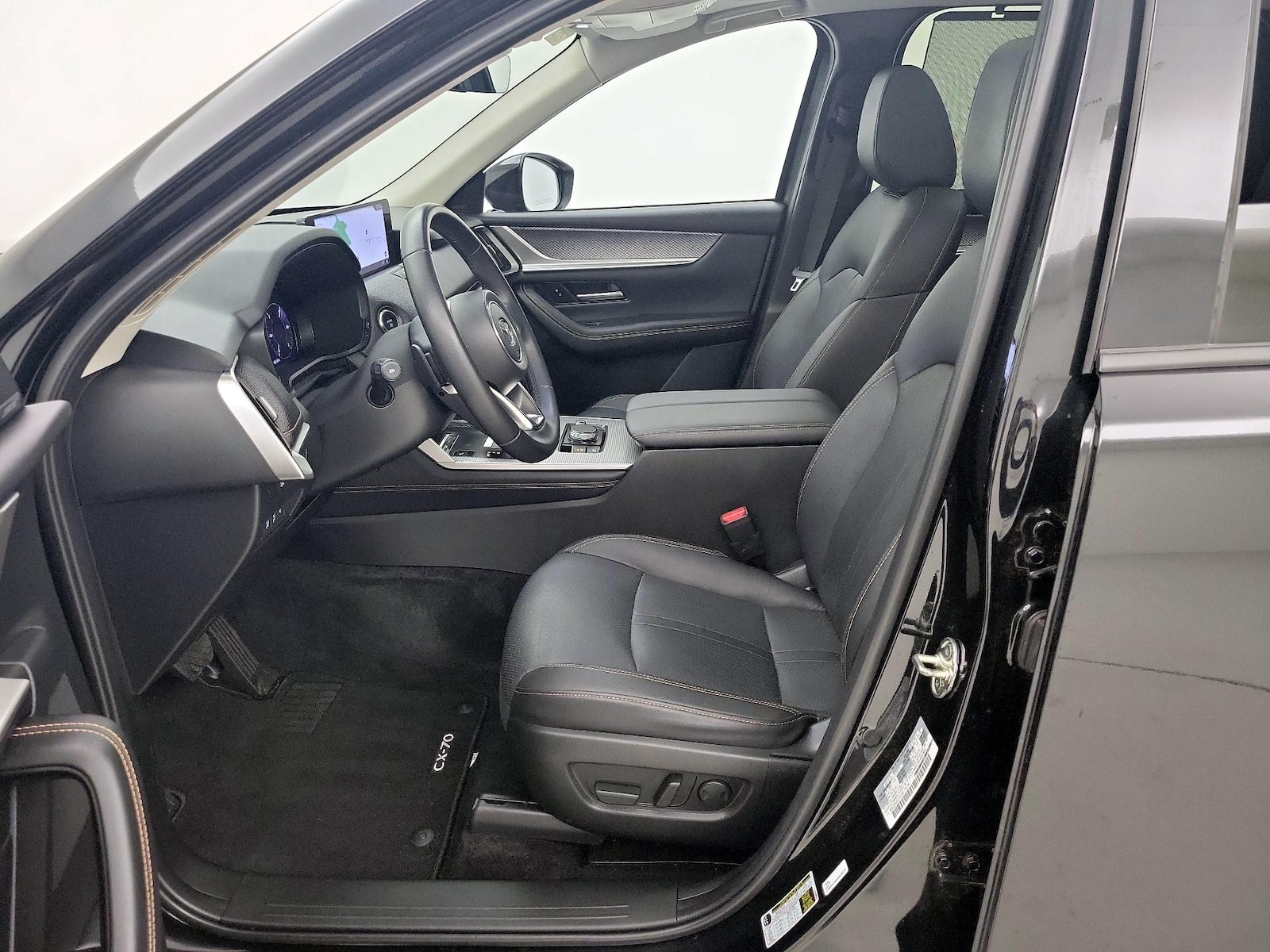 2025 Mazda CX-70 Premium Package - Photo 12