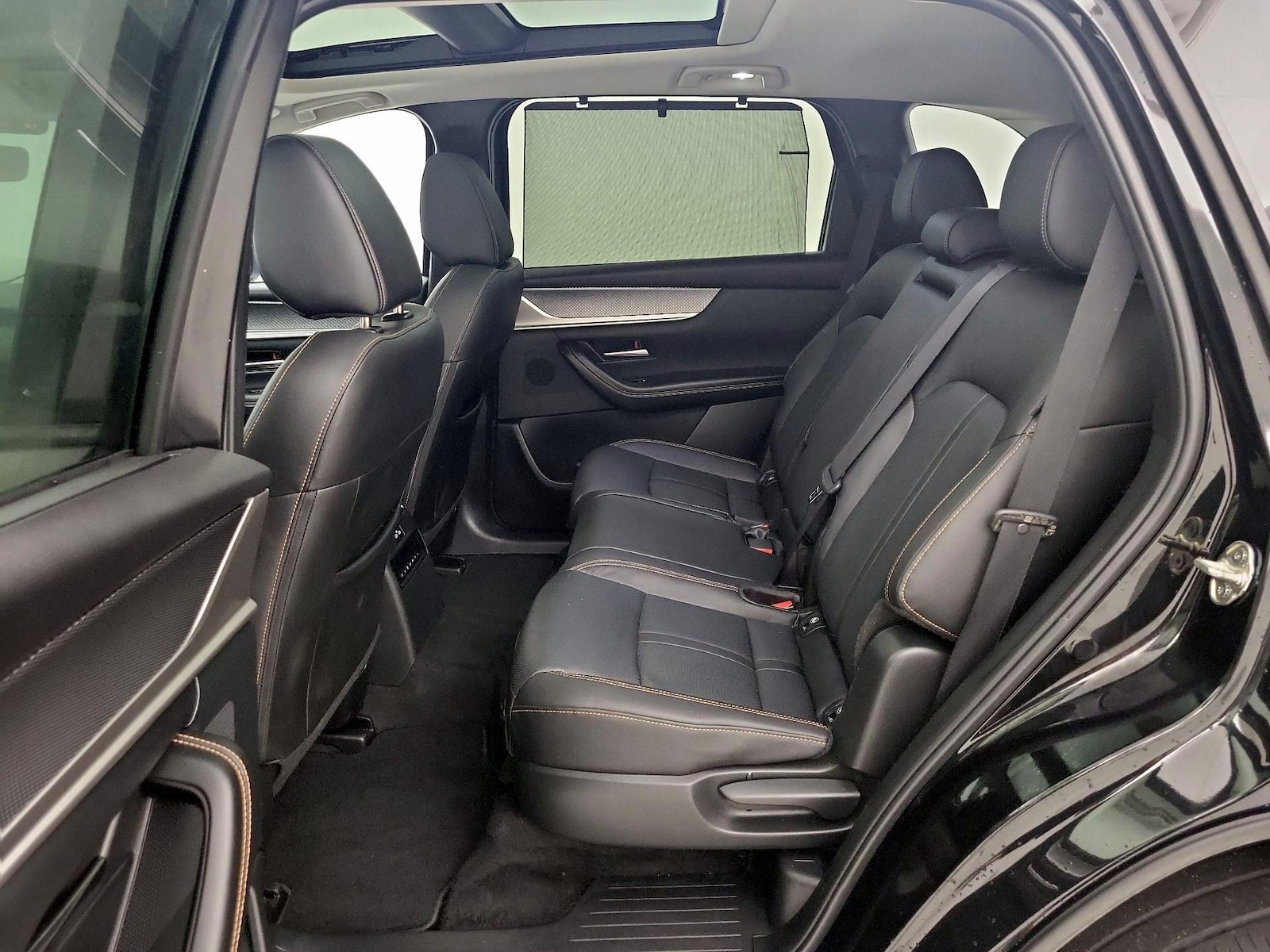2025 Mazda CX-70 Premium Package - Photo 22