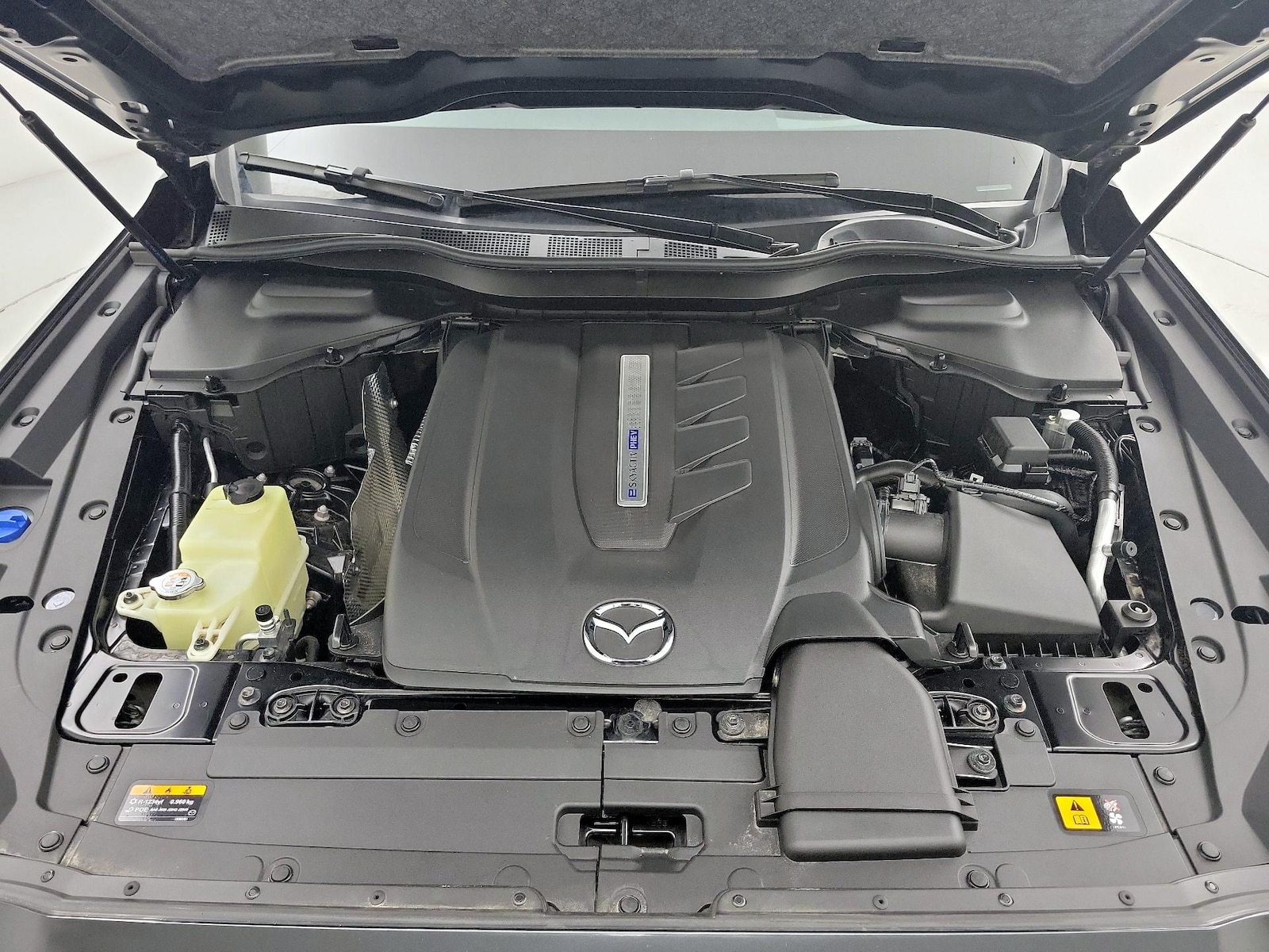 2025 Mazda CX-70 Premium Package - Photo 24