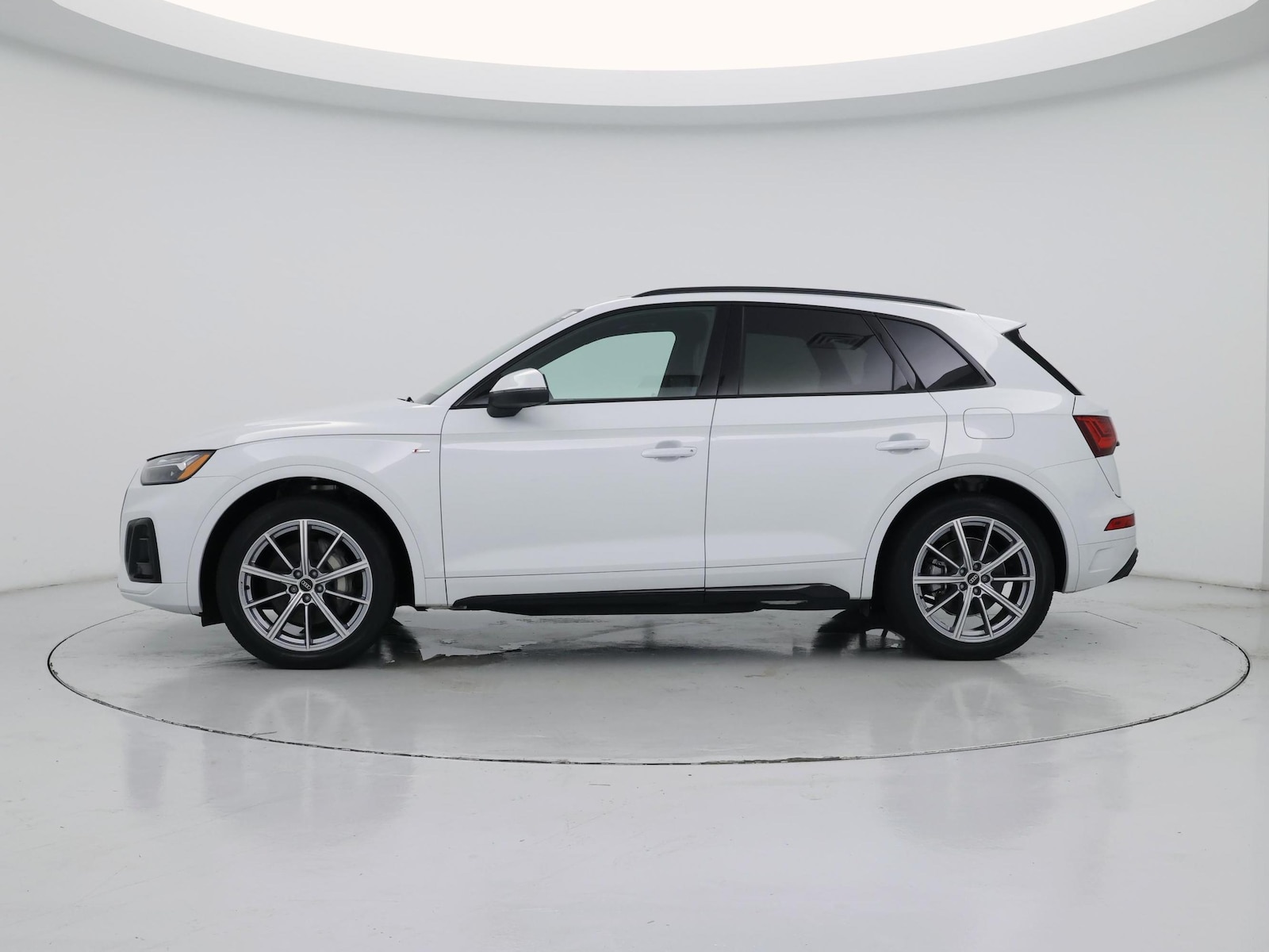 2023 Audi Q5 Premium Plus - Photo 4