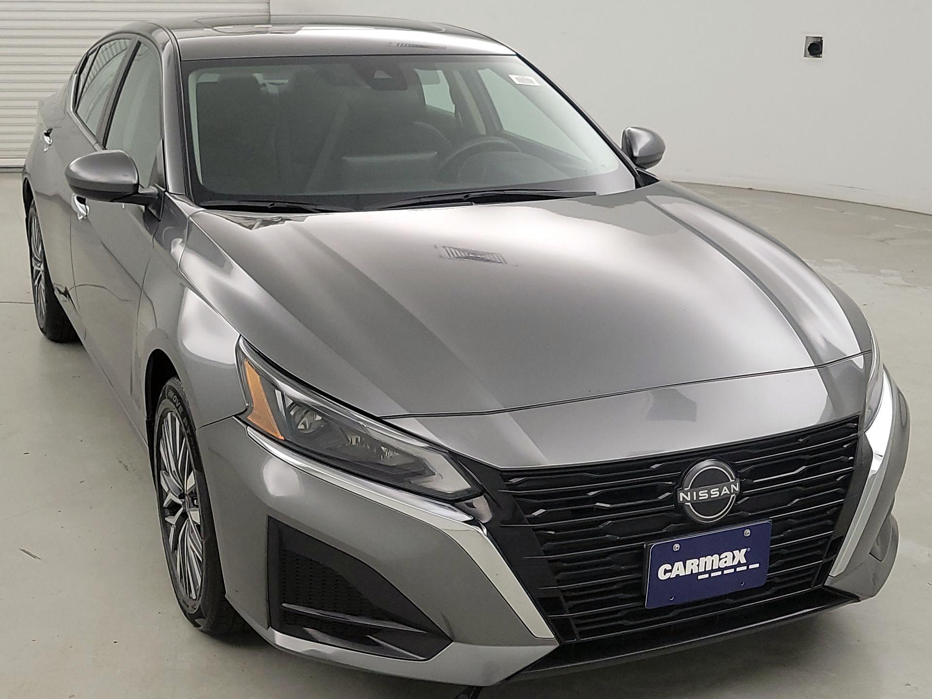 Gray 2023 Nissan Altima Sedan All-Wheel Drive Automatic