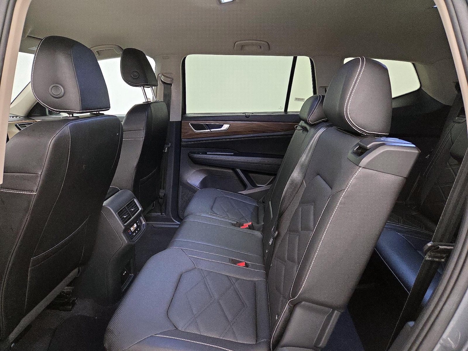 Rear Air Conditioning