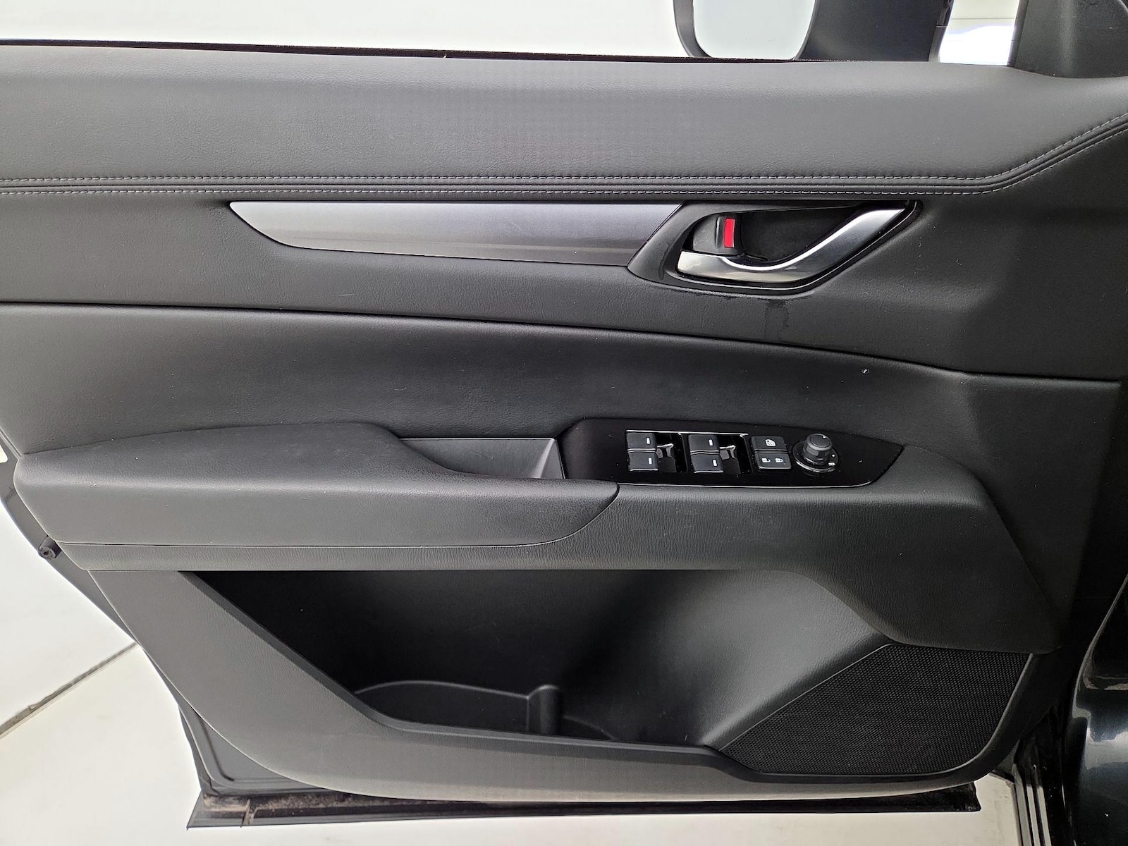 2025 Mazda CX-5 S Preferred package - Photo 13