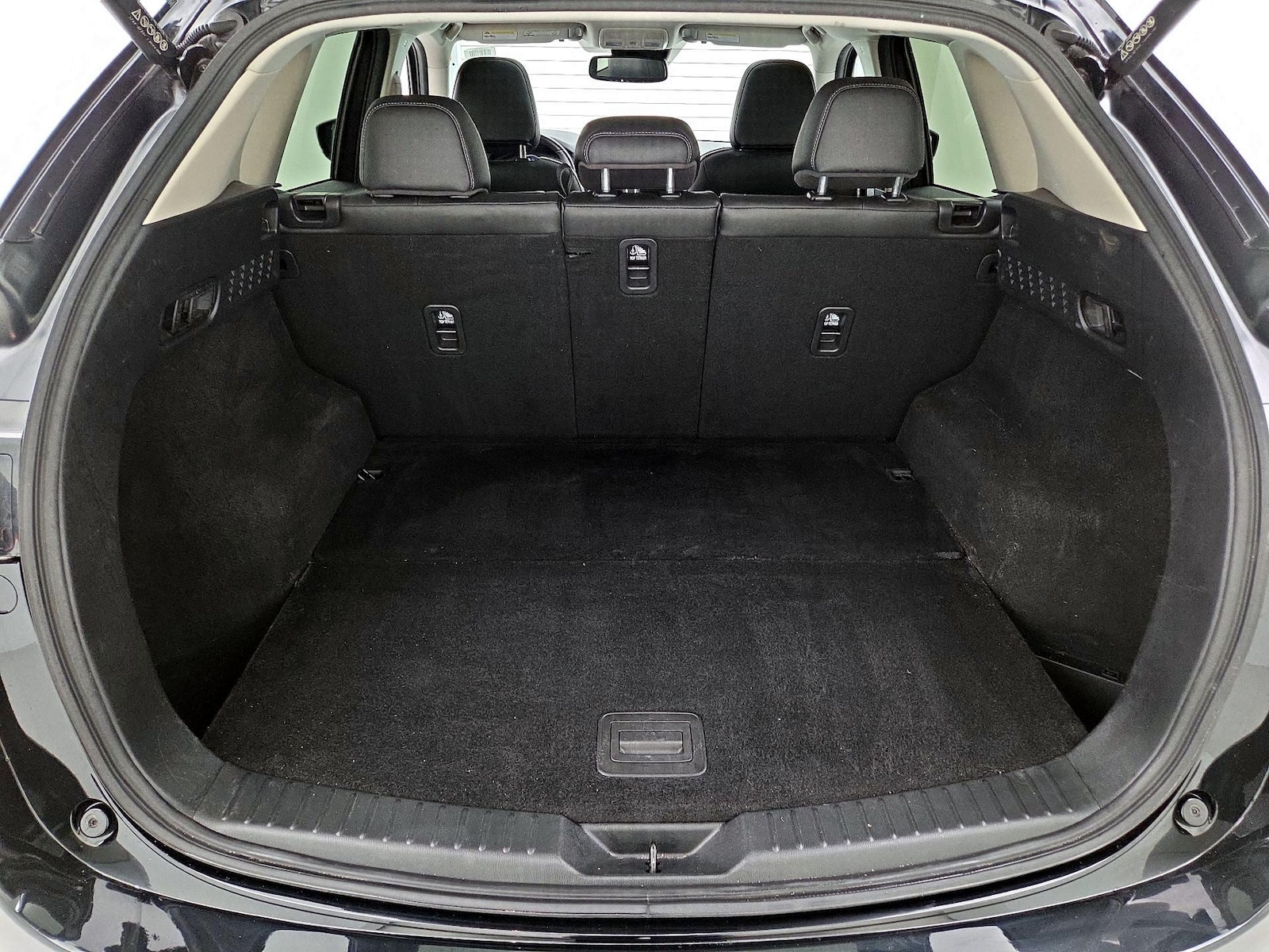 2025 Mazda CX-5 S Preferred package - Photo 22