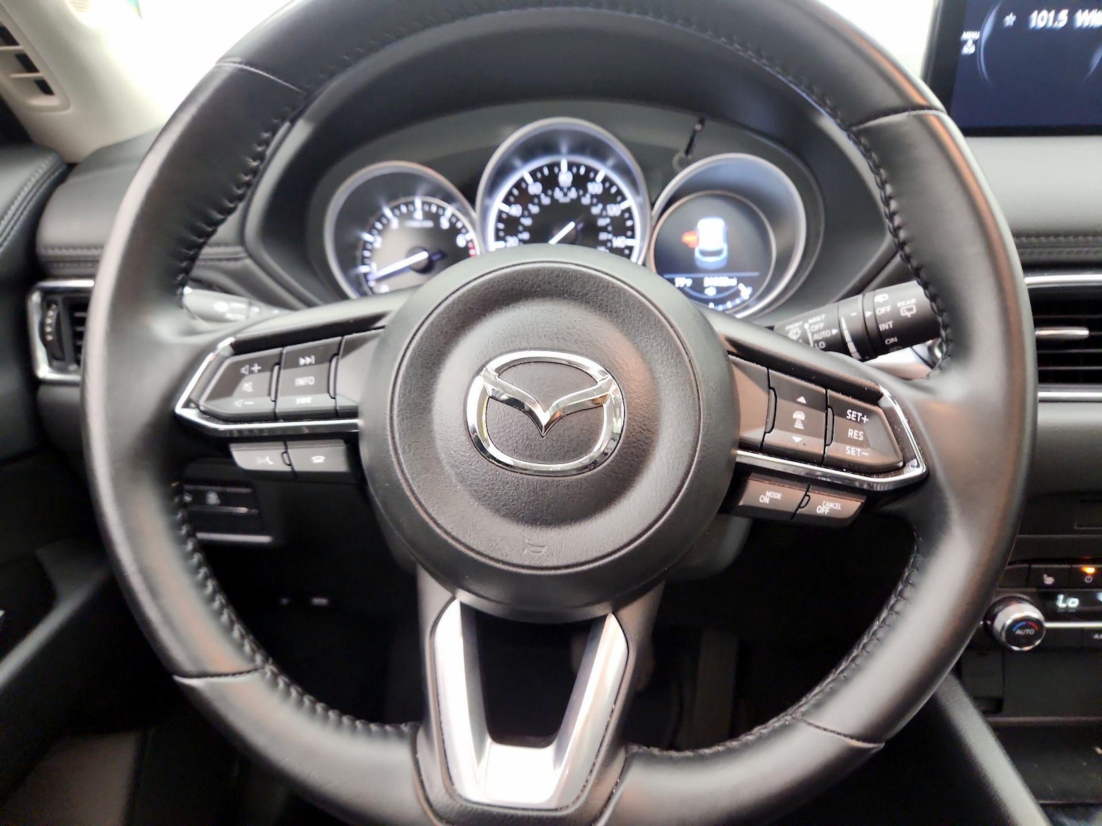 2025 Mazda CX-5 S Preferred package - Photo 11