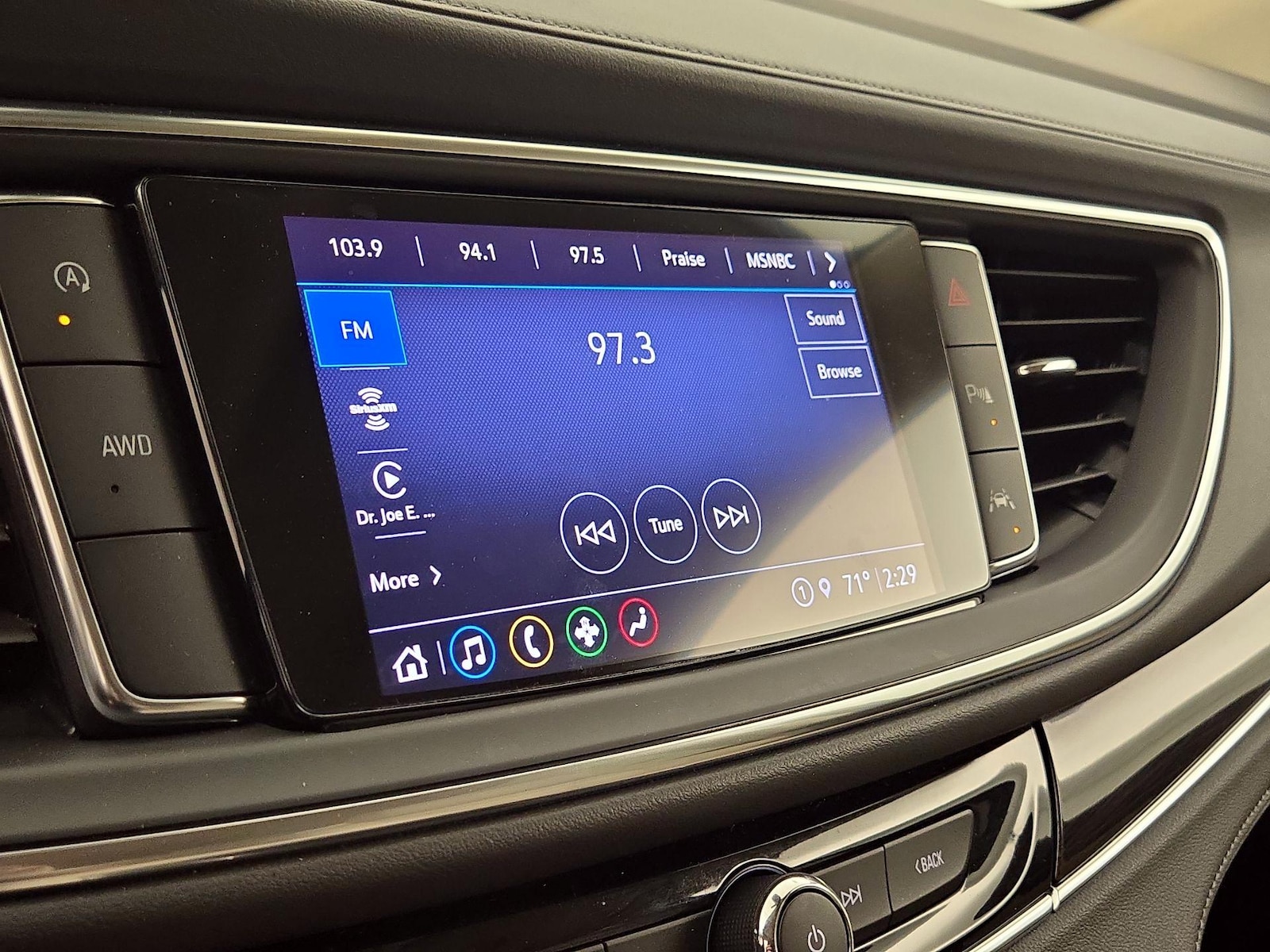 2023 Buick Enclave Essence - Photo 16