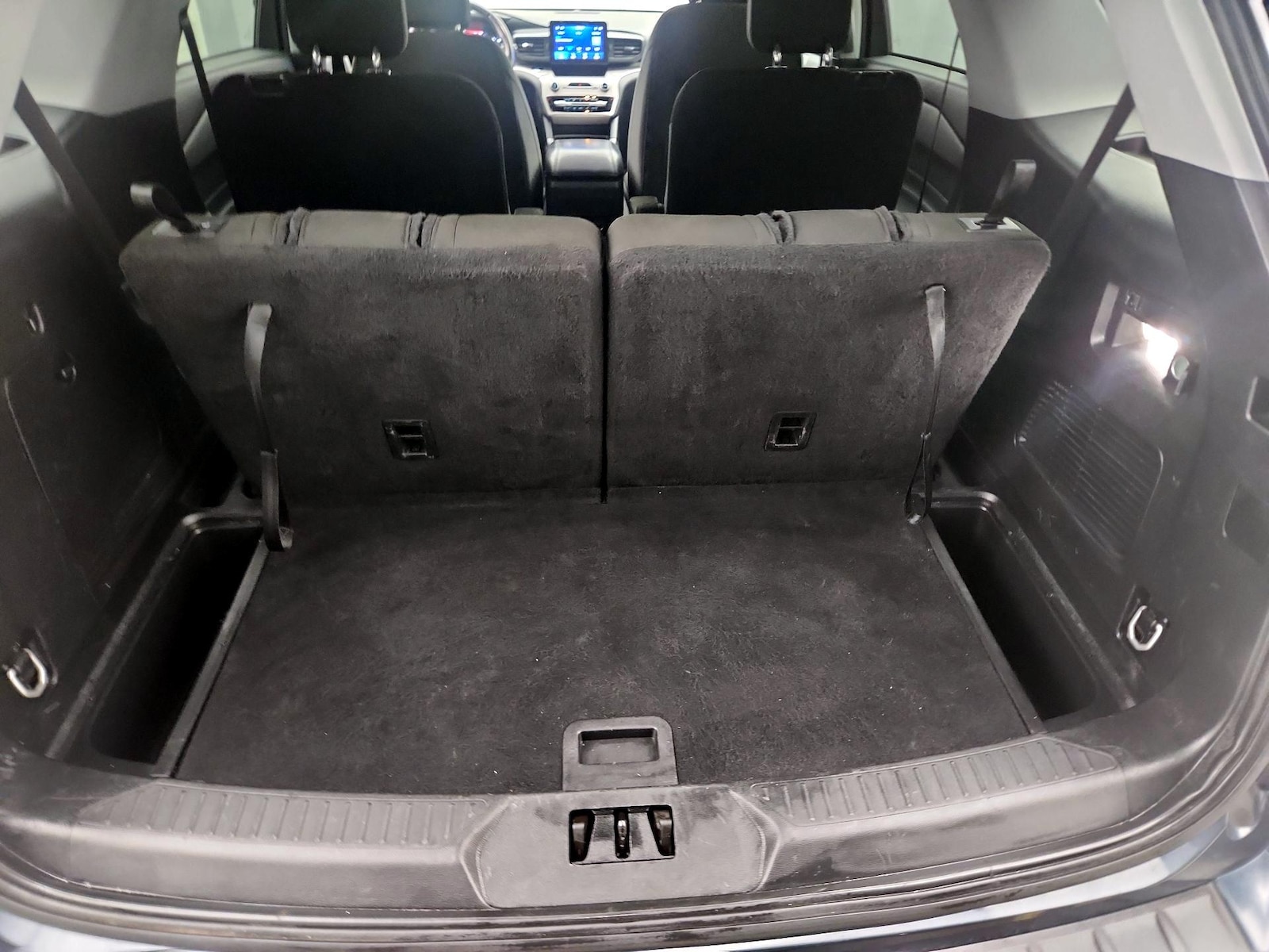 2024 Ford Explorer XLT - Photo 21