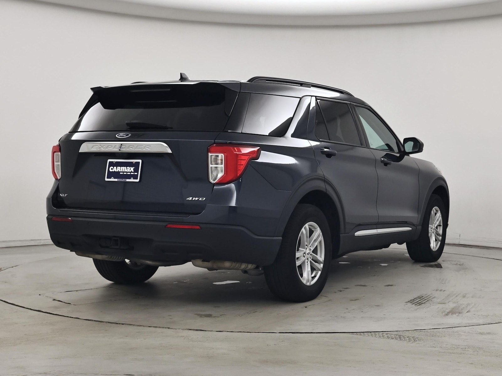 2024 Ford Explorer XLT - Photo 9