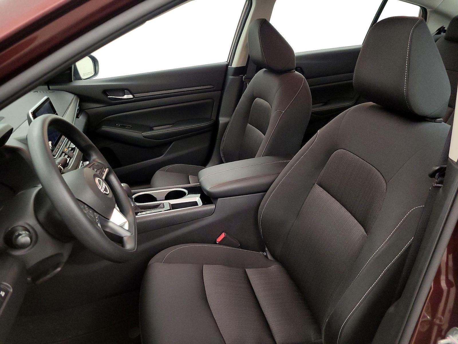 2024 Nissan Altima SV - Photo 12