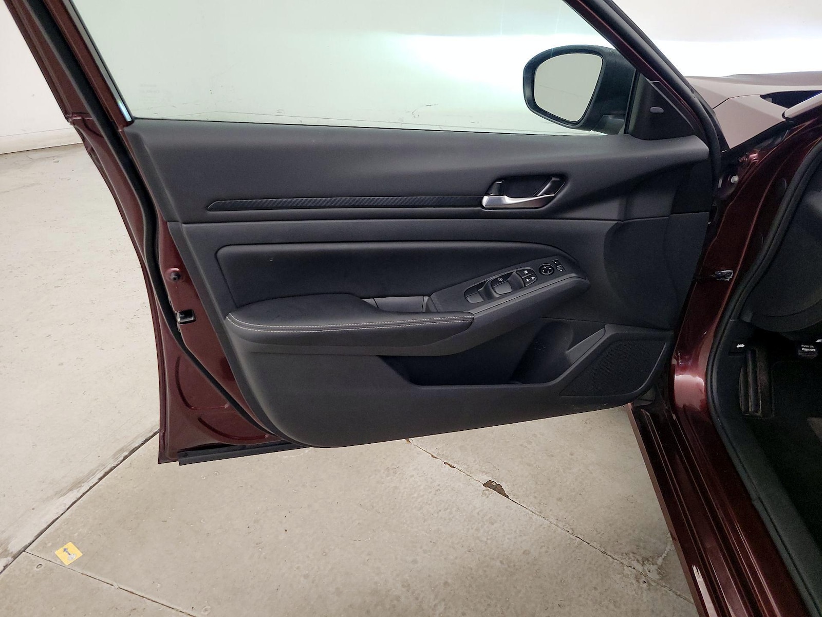 2024 Nissan Altima SV - Photo 13
