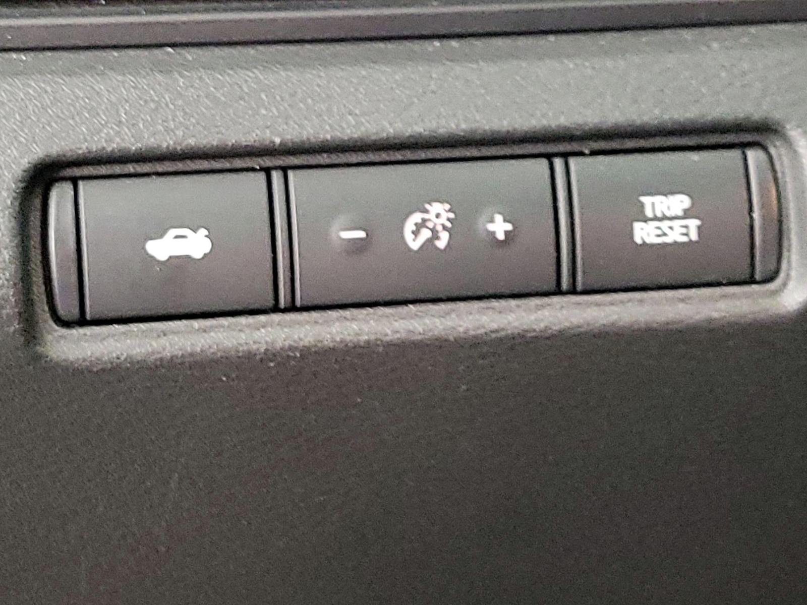 2024 Nissan Altima SV - Photo 14