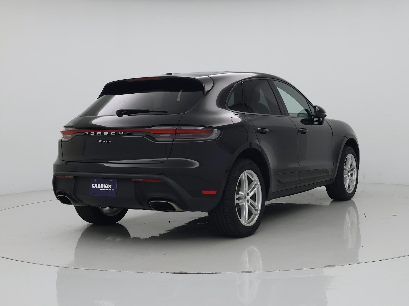 2023 Porsche Macan T - Photo 9