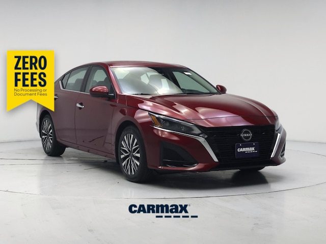 Red 2023 Nissan Altima Sedan Front-Wheel Drive Automatic