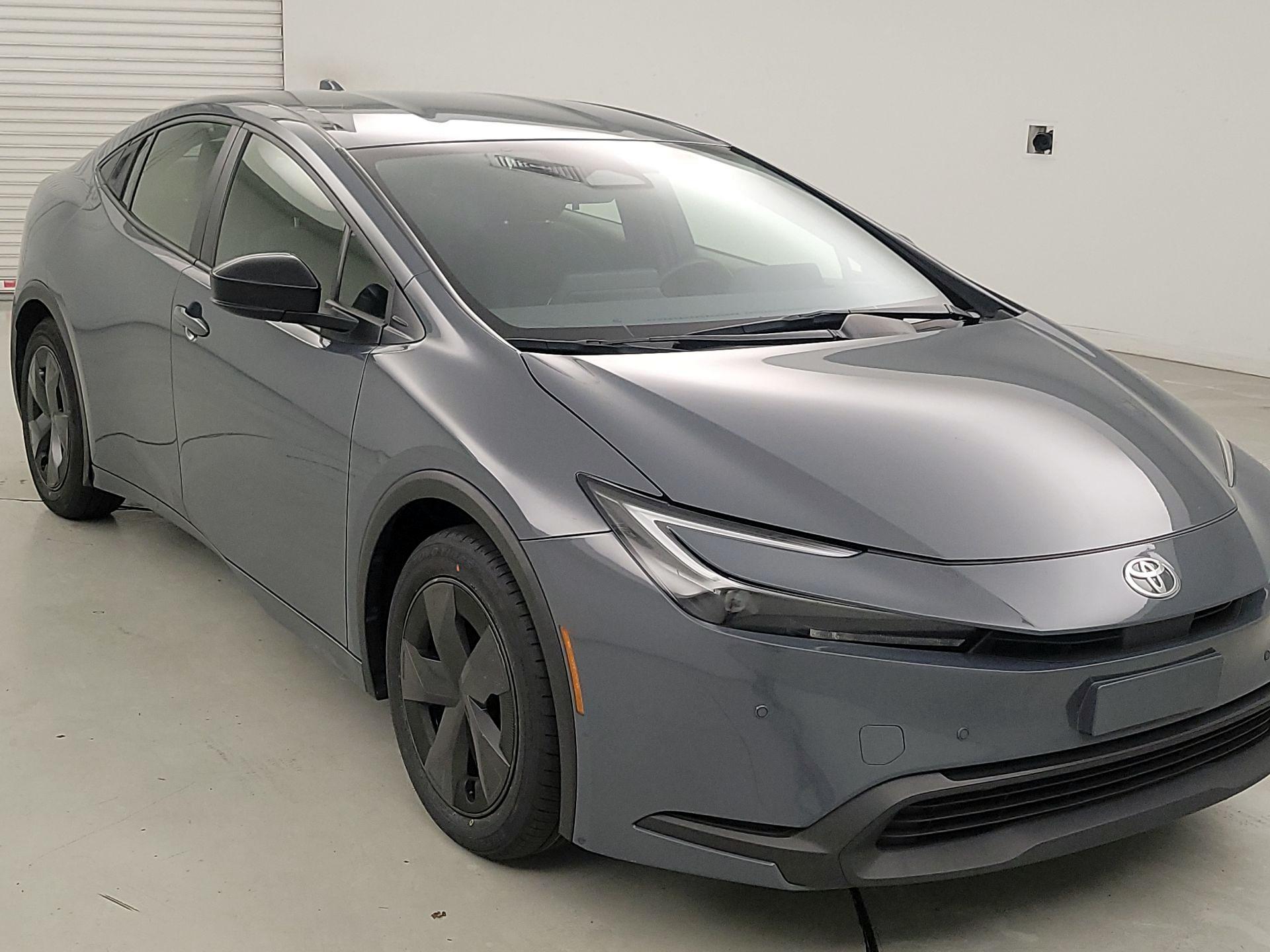 Gray 2025 Toyota Prius Hatchback Front-Wheel Drive Automatic