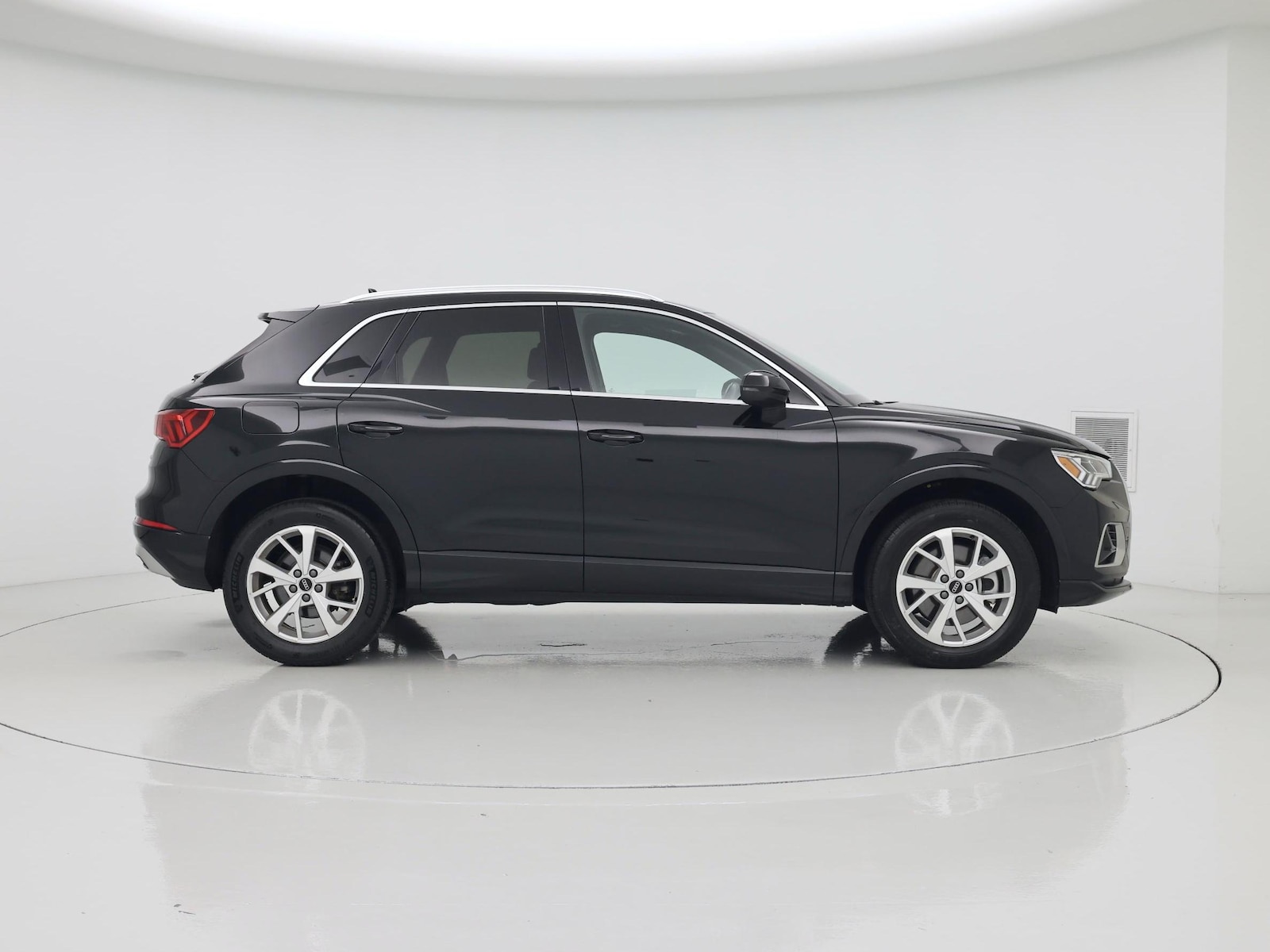 2024 Audi Q3 Premium - Photo 8
