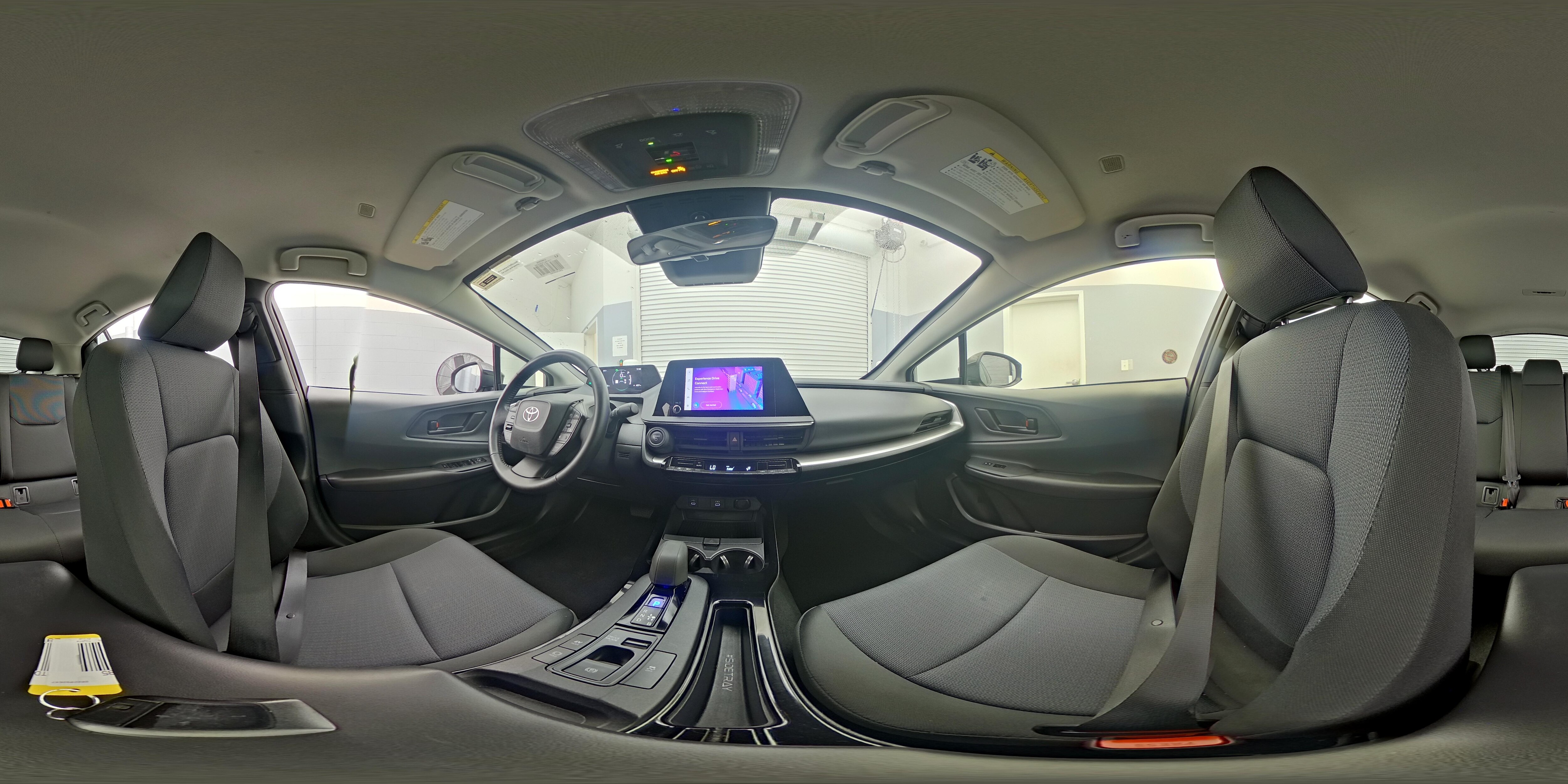 2025 Toyota Prius LE - Photo 24