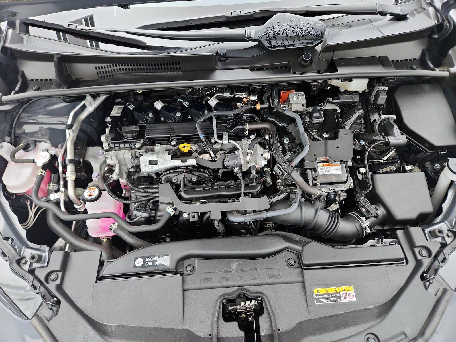 2025 Toyota Prius LE - Photo 22