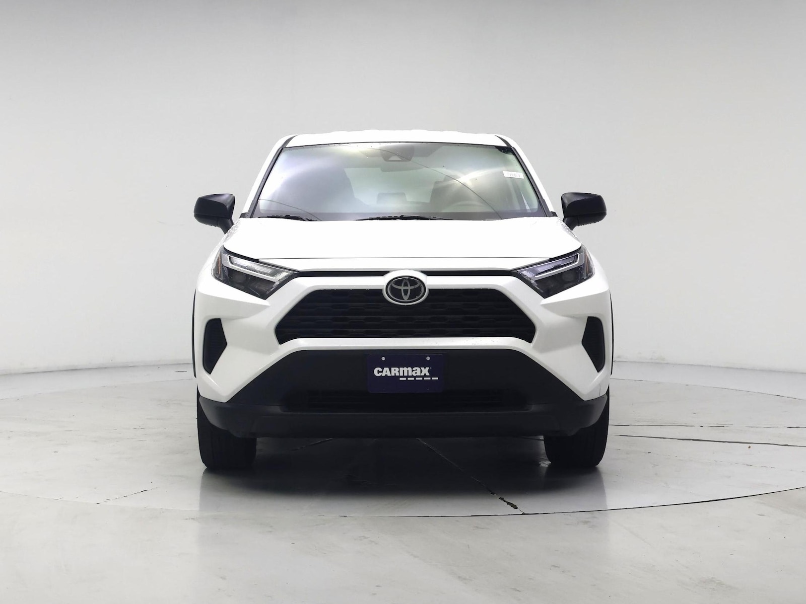 2025 Toyota RAV4 LE - Photo 6