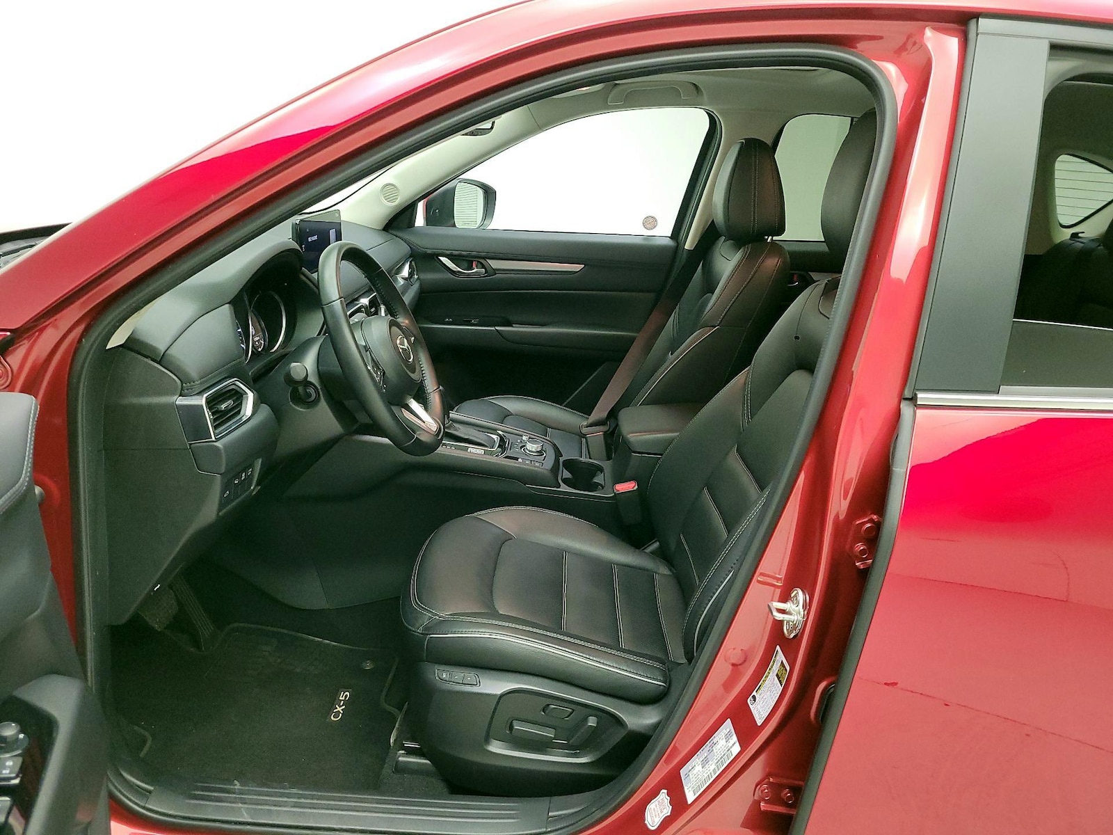 2025 Mazda CX-5 S Preferred package - Photo 12