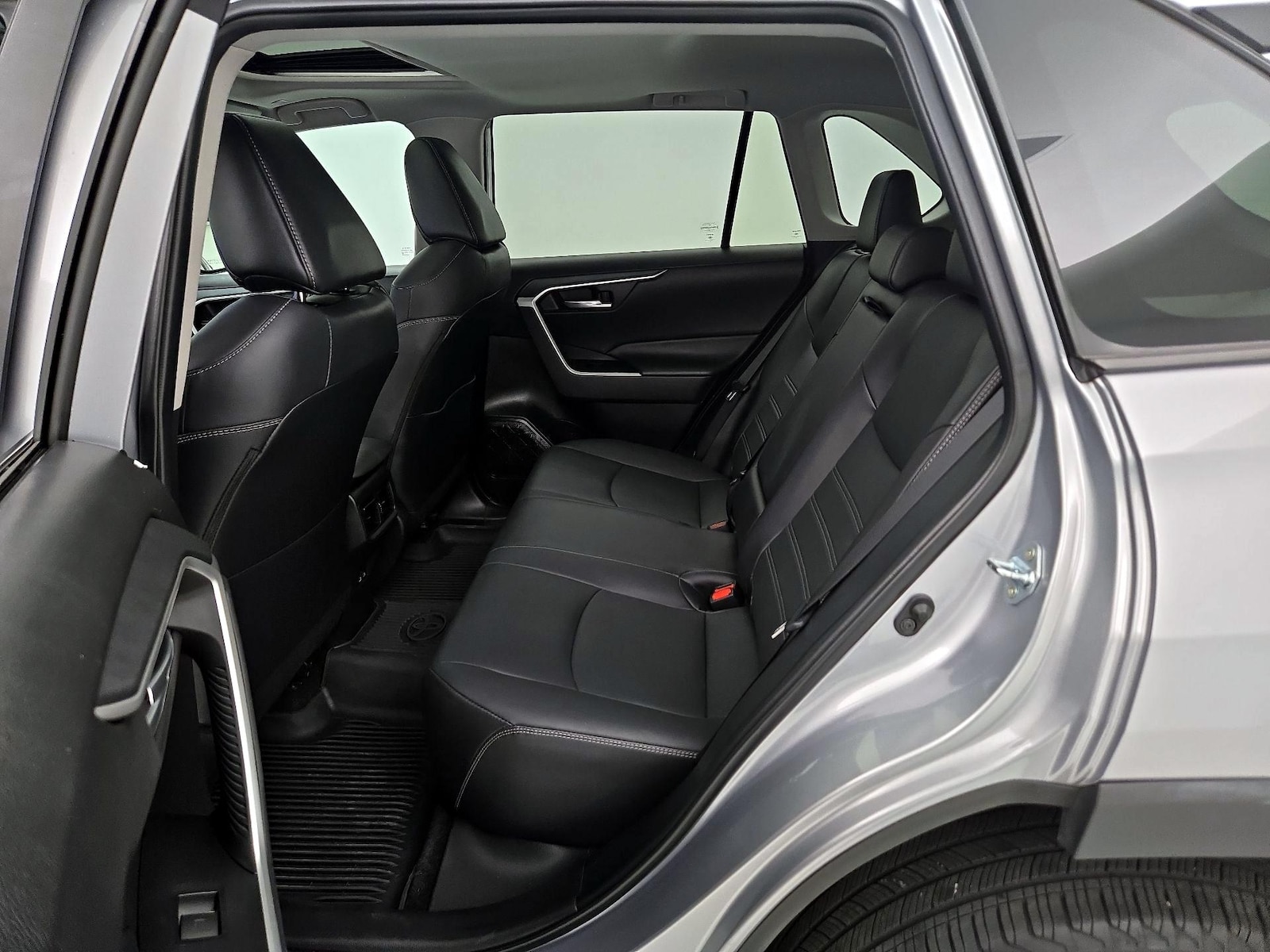 2024 Toyota RAV4 XLE Premium - Photo 21