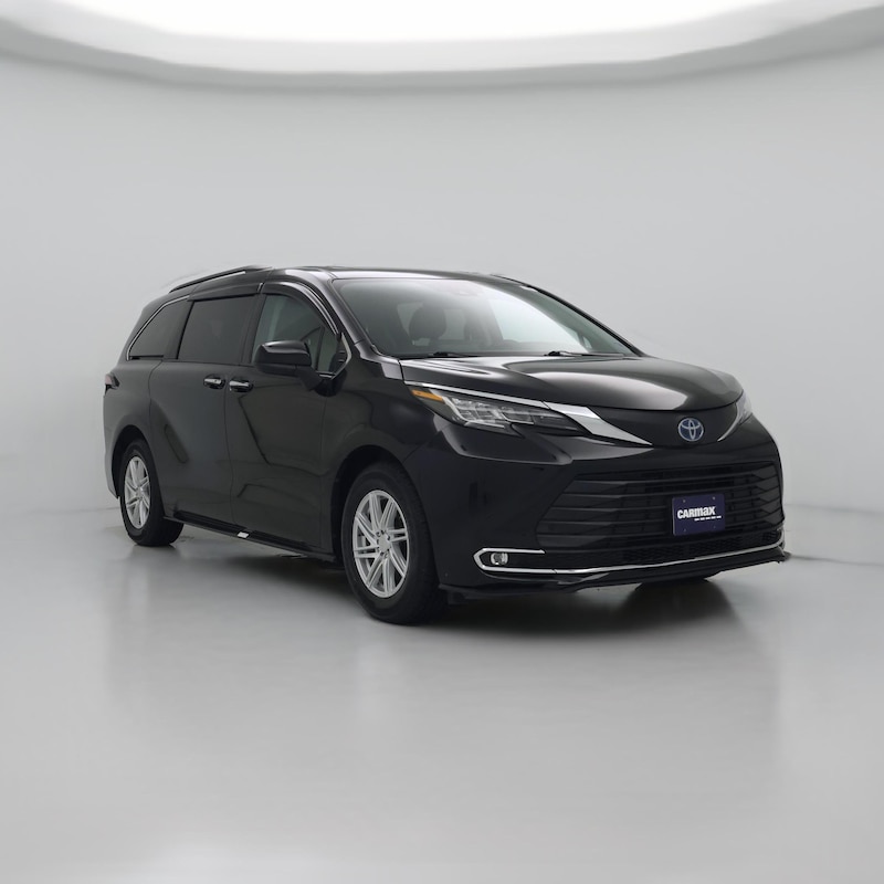 2022 Toyota Sienna Hybrid XLE