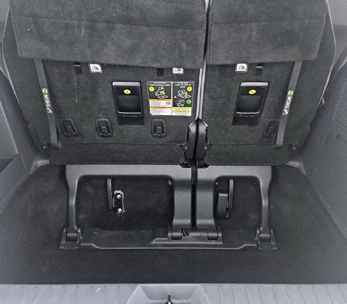 Trunk/Cargo (Seats Up)