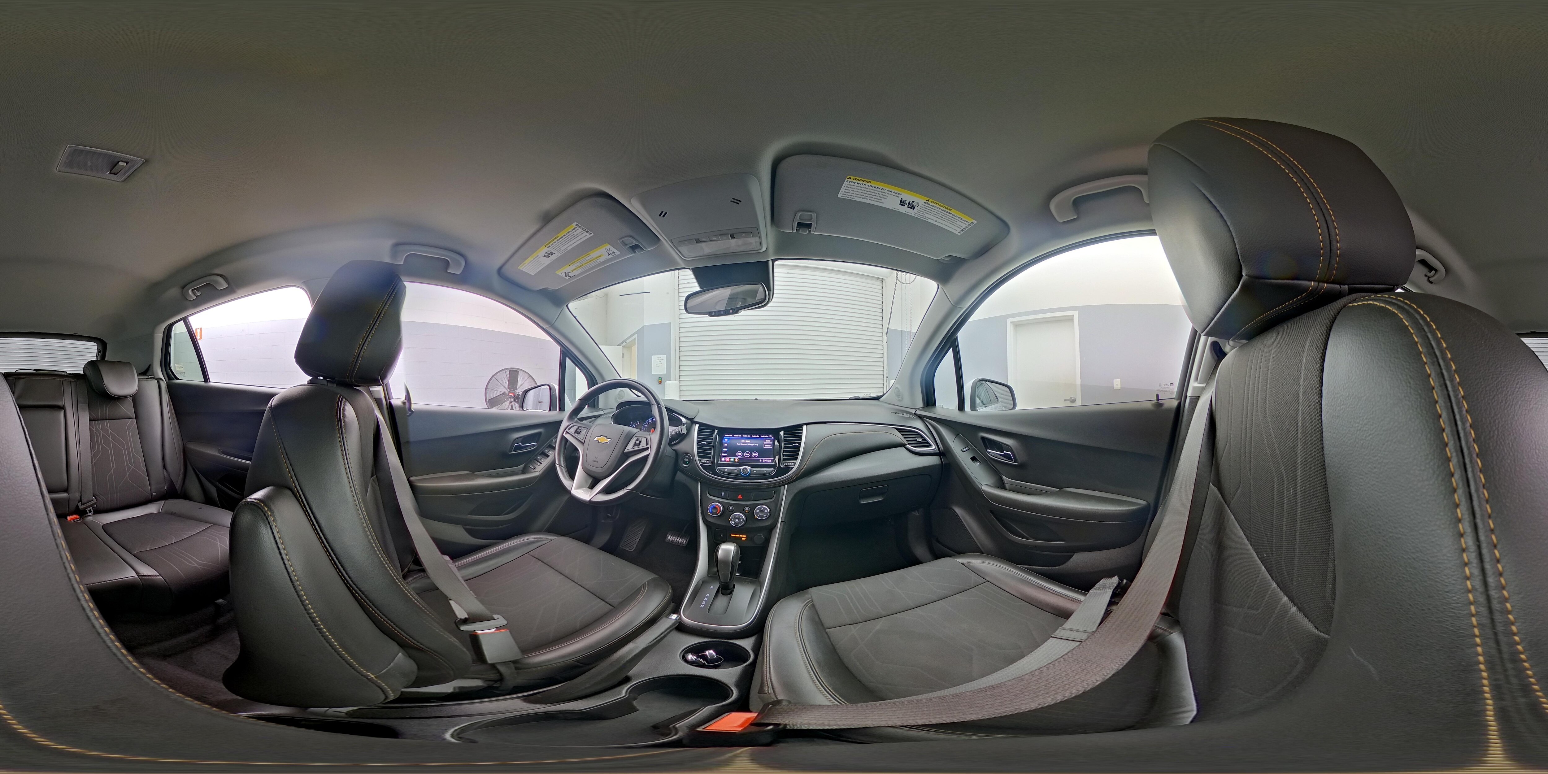 2020 Chevrolet Trax LT - Photo 24