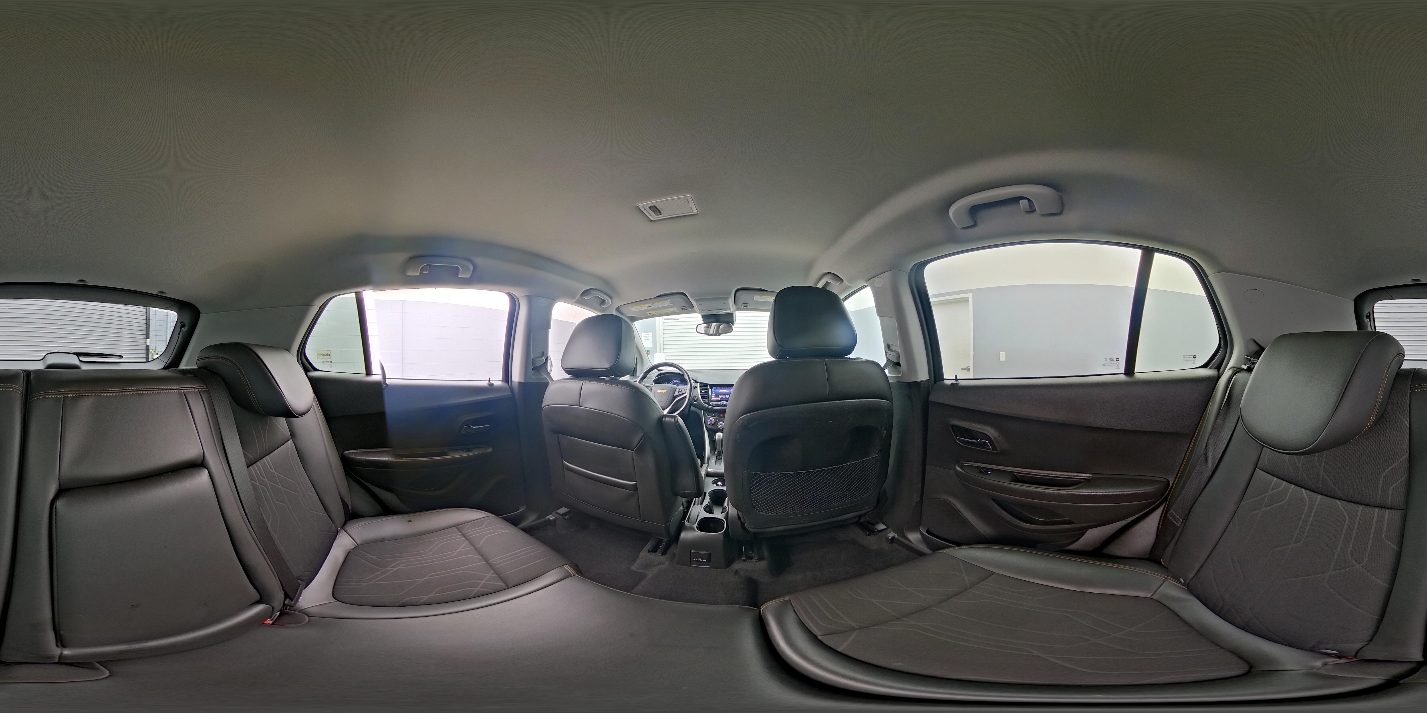 2020 Chevrolet Trax LT - Photo 25