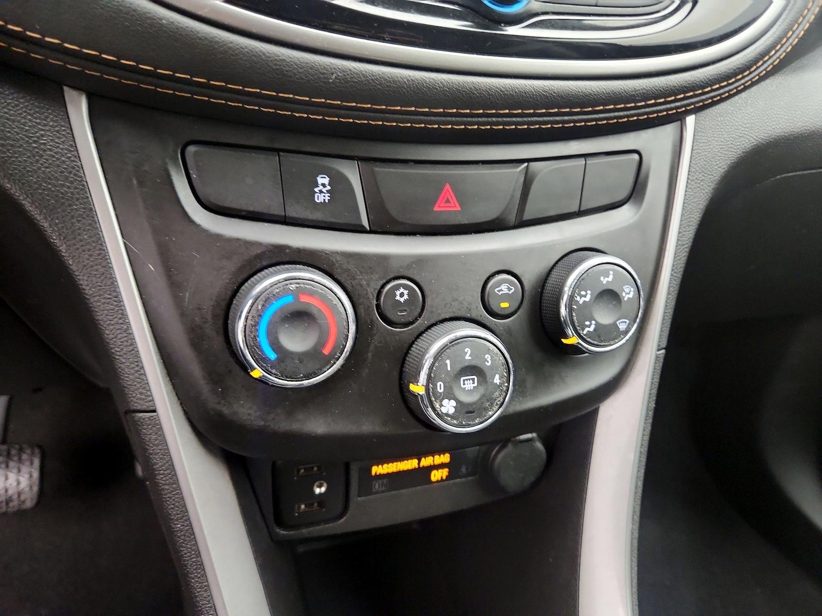 2020 Chevrolet Trax LT - Photo 17