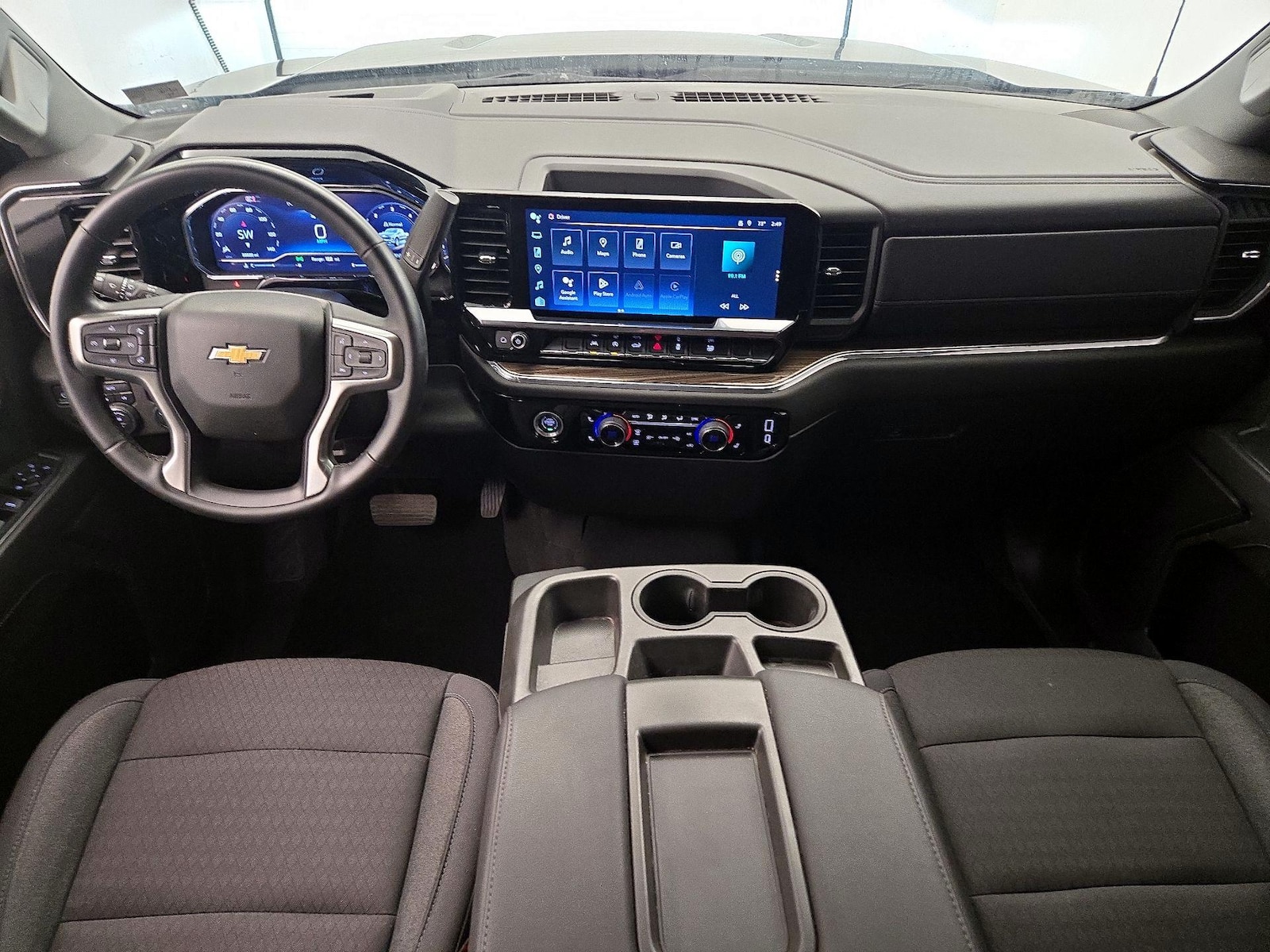 Apple CarPlay® & Android Auto™